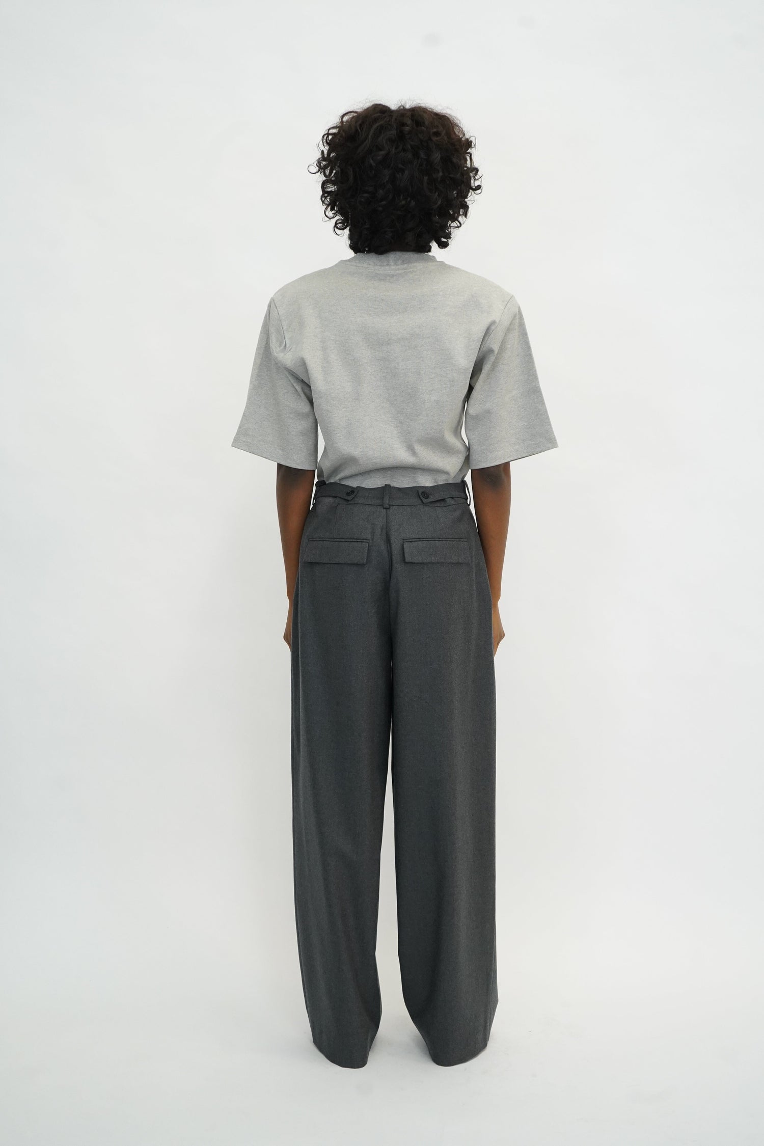LANA TEE IN GREY MELANGE TEES OVAL SQAURE 