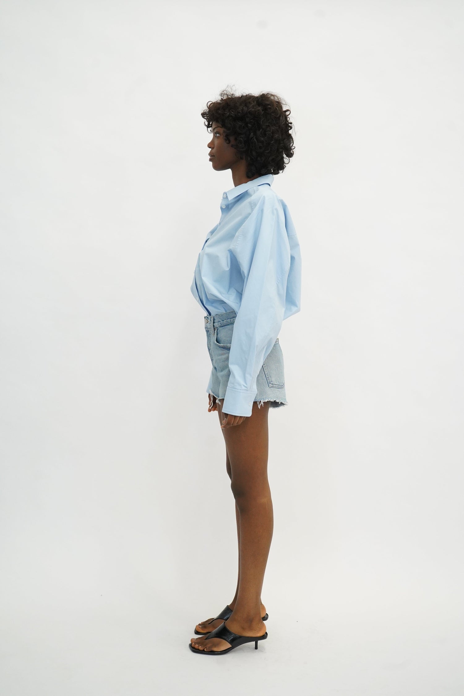 OVERSIZED BUTTON DOWN SHIRT W/ NECKLACE IN OXFORD BLUE SHIRT ALEXANDER WANG 