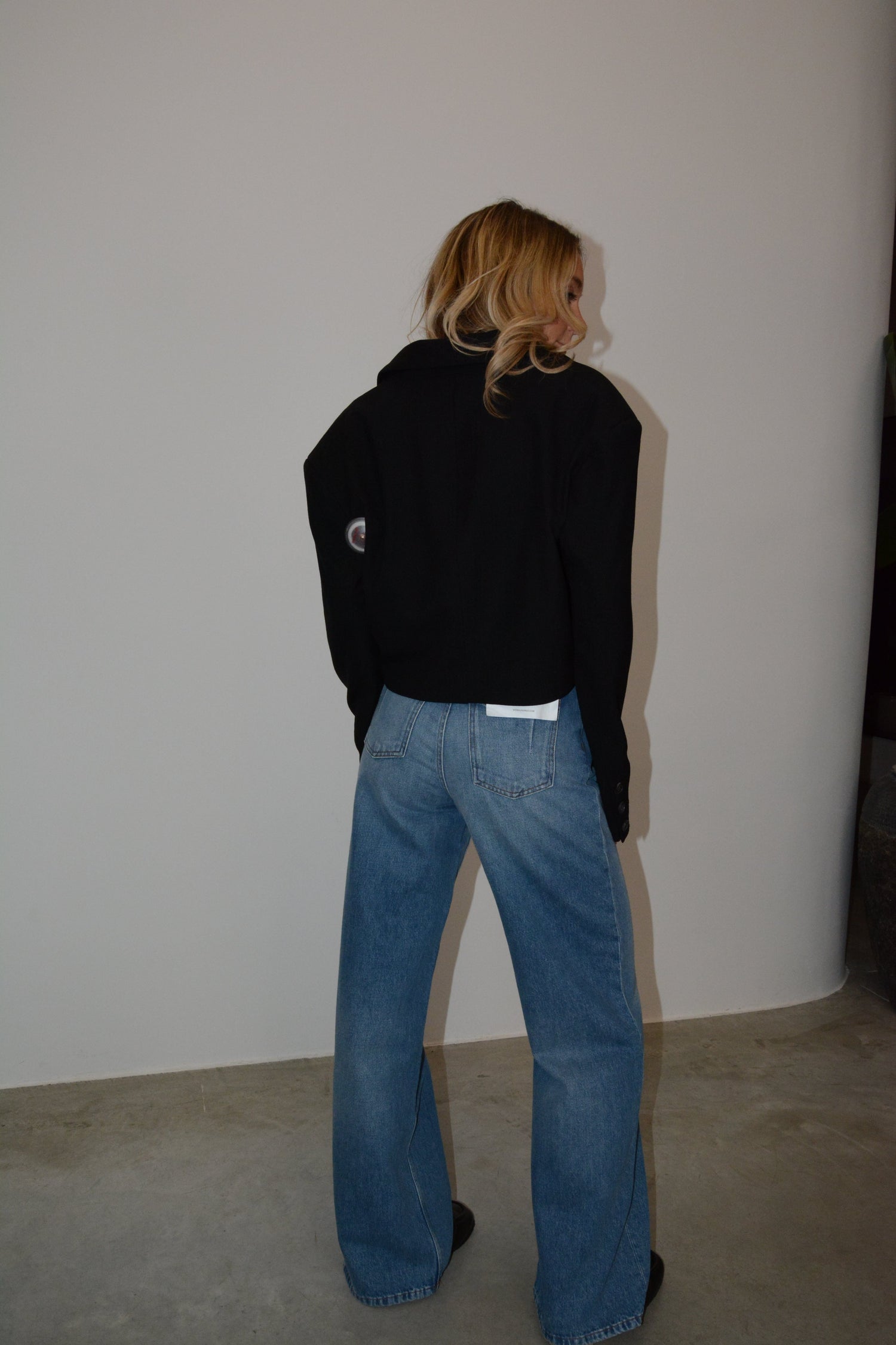 KIRI LOOSE FIT FLARED LEG JEANS IN VINTAGE BLUE JEANS WON HUNDRED 