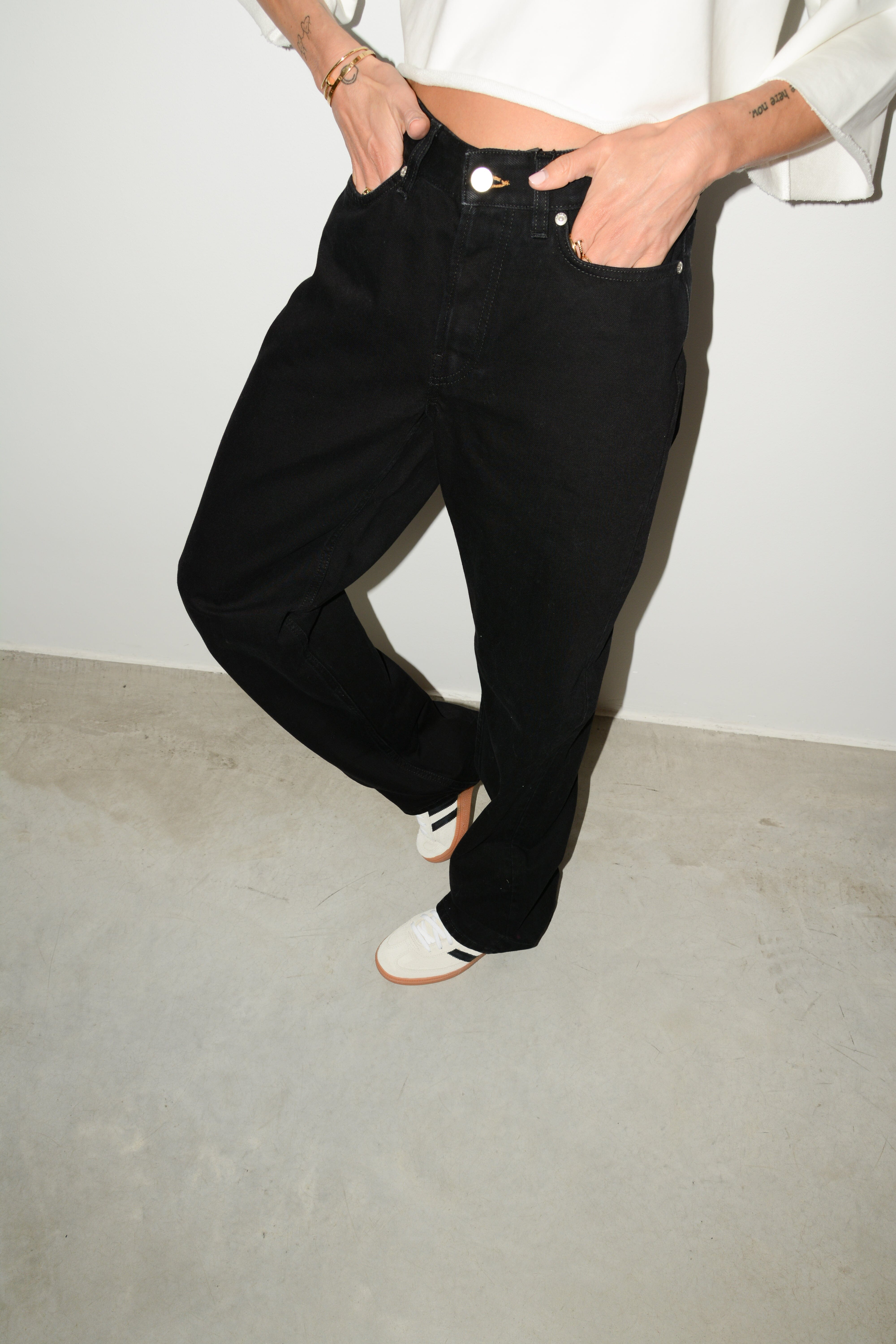 BAGGY JEANS IN DARK GREY JEANS WON HUNDRED 
