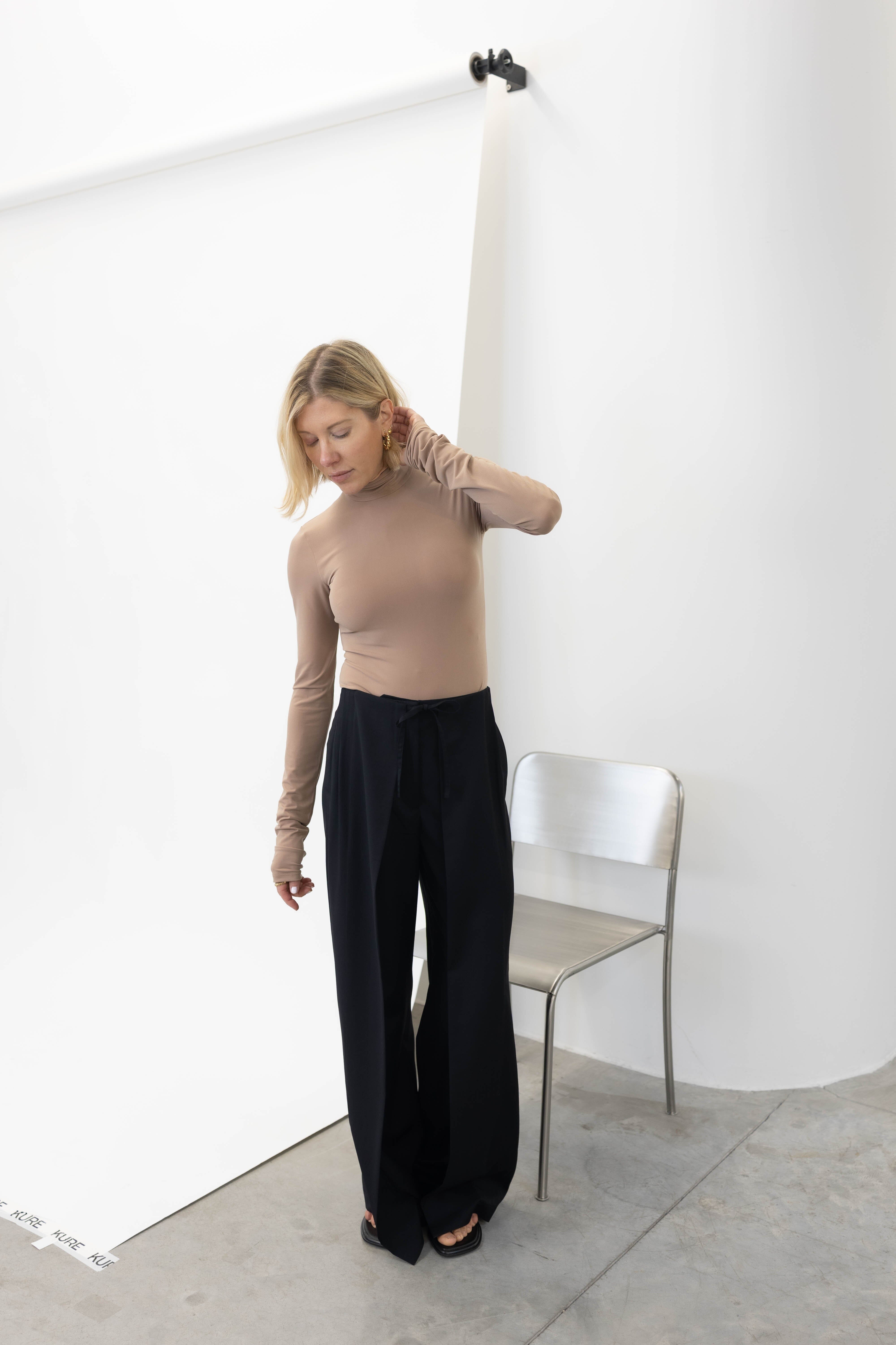 PAIRE TROUSERS IN BLACK PANTS CHRISTIAN WIJNANTS 