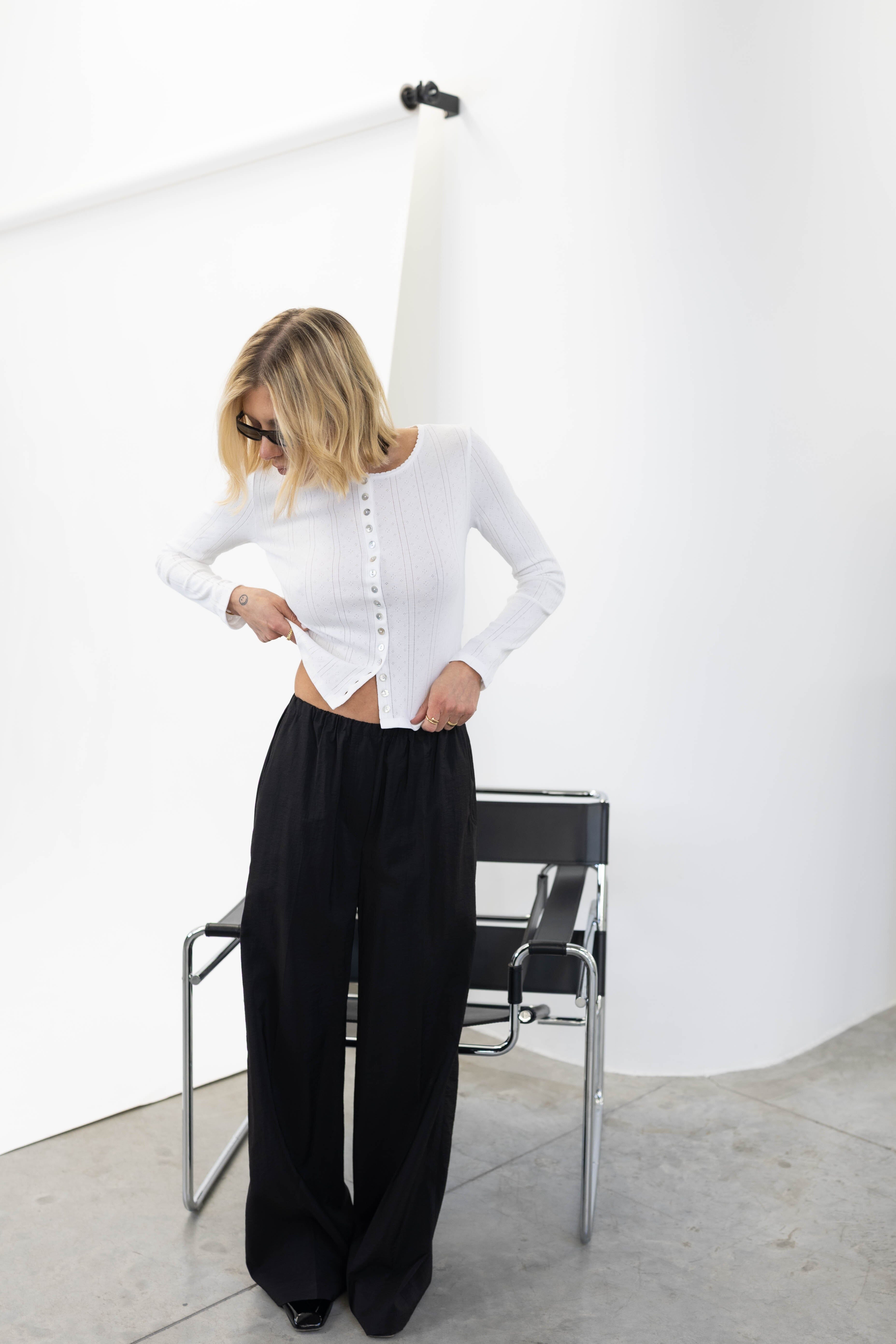 POINTELLE CARDIGAN IN OFF WHITE CARDIGAN ROHE 
