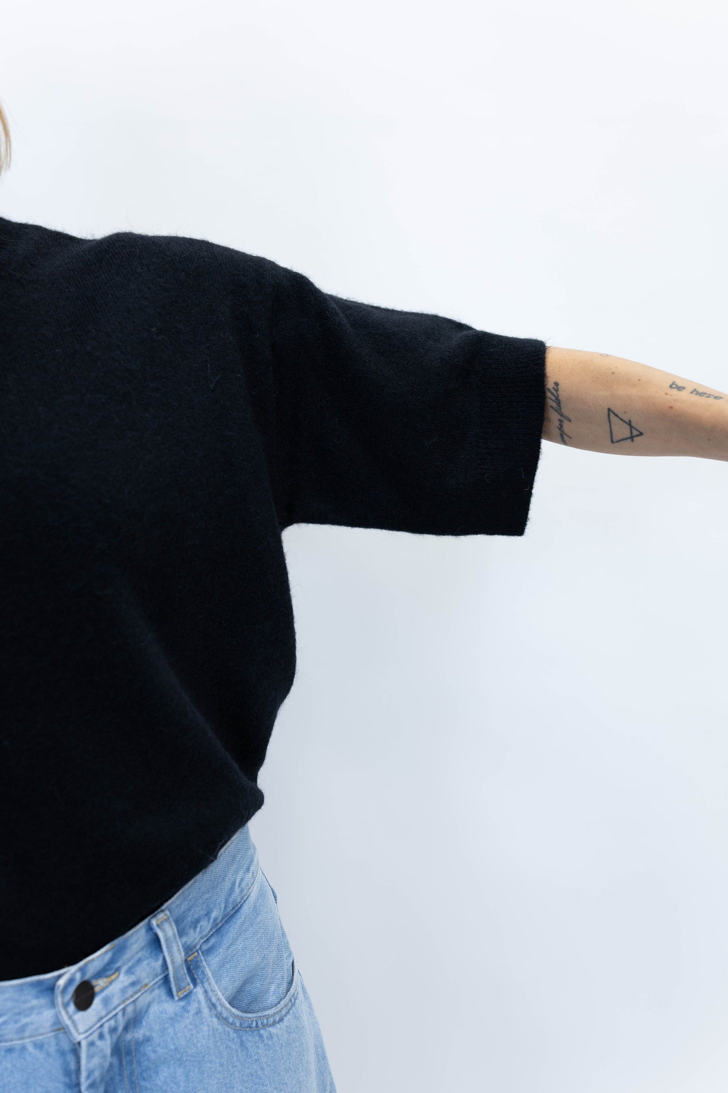 IDELL SWEATER IN BLACK SWEATER ONE&OTHER 