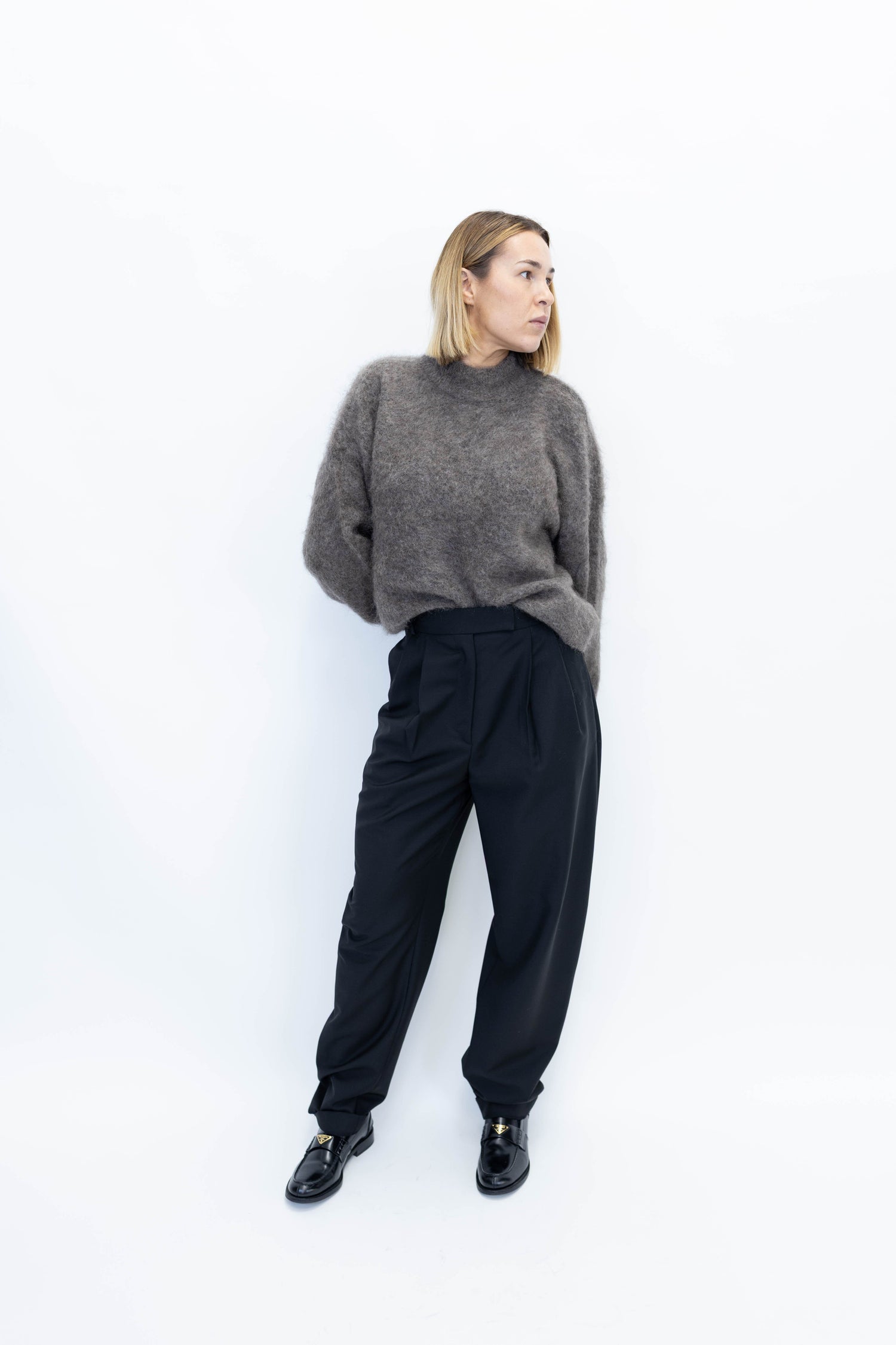 ROUND LEG SHAPED TAILORED TROUSERS PANTS ROHE 