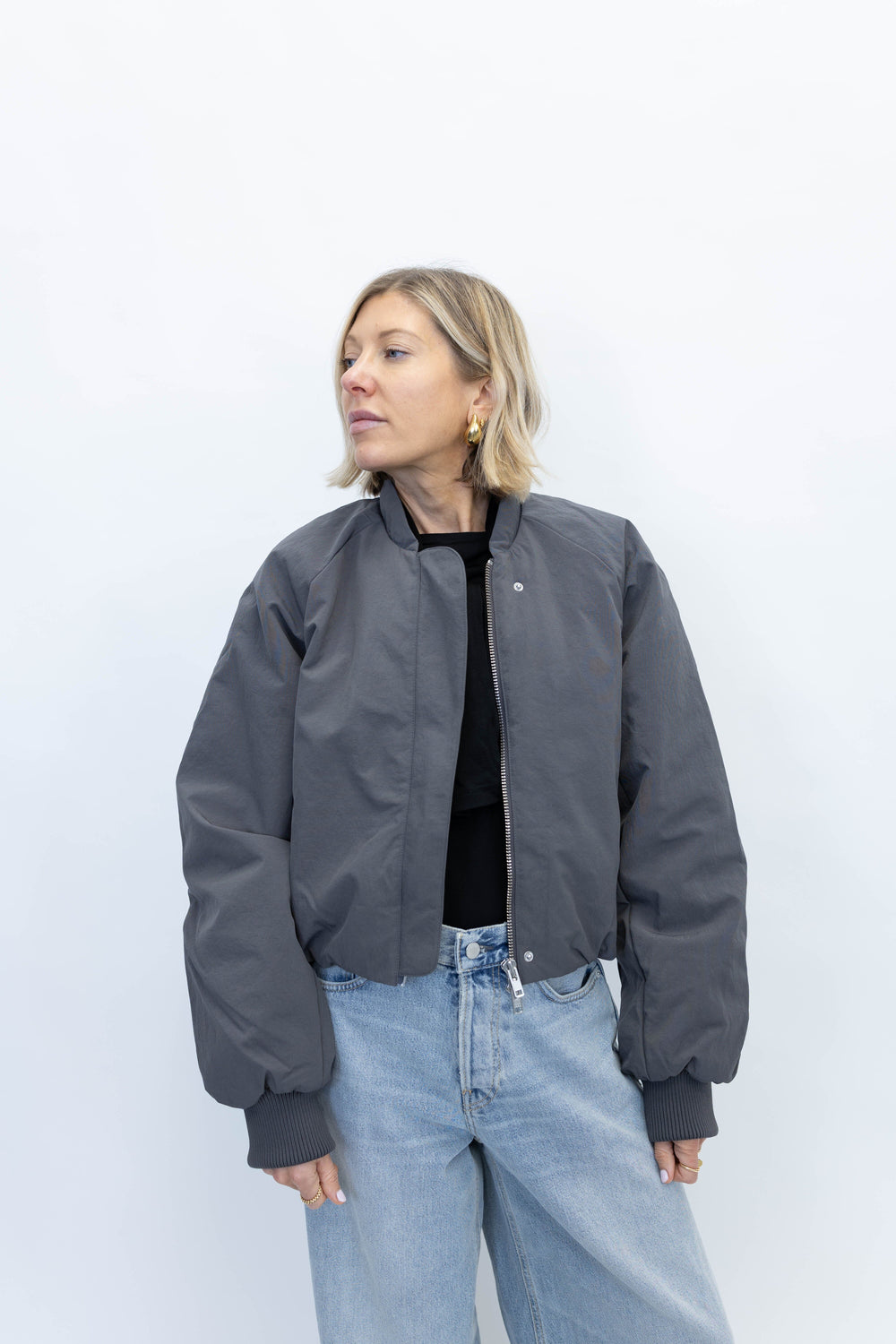 OLA BOMBER IN BLACKENED PEARL JACKET WON HUNDRED 