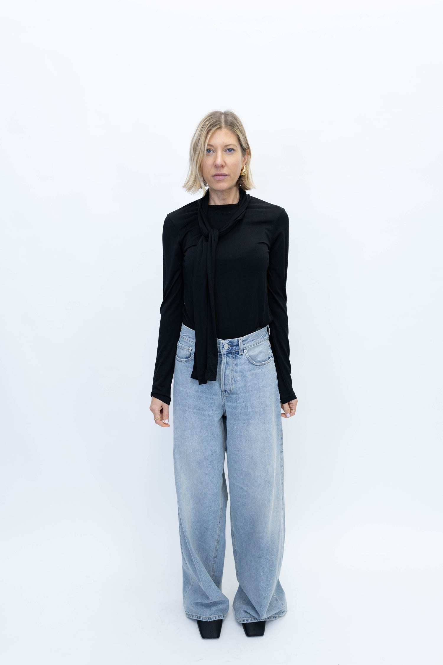 BETHANY JEANS IN CELESTIAL JEANS HAIKURE 