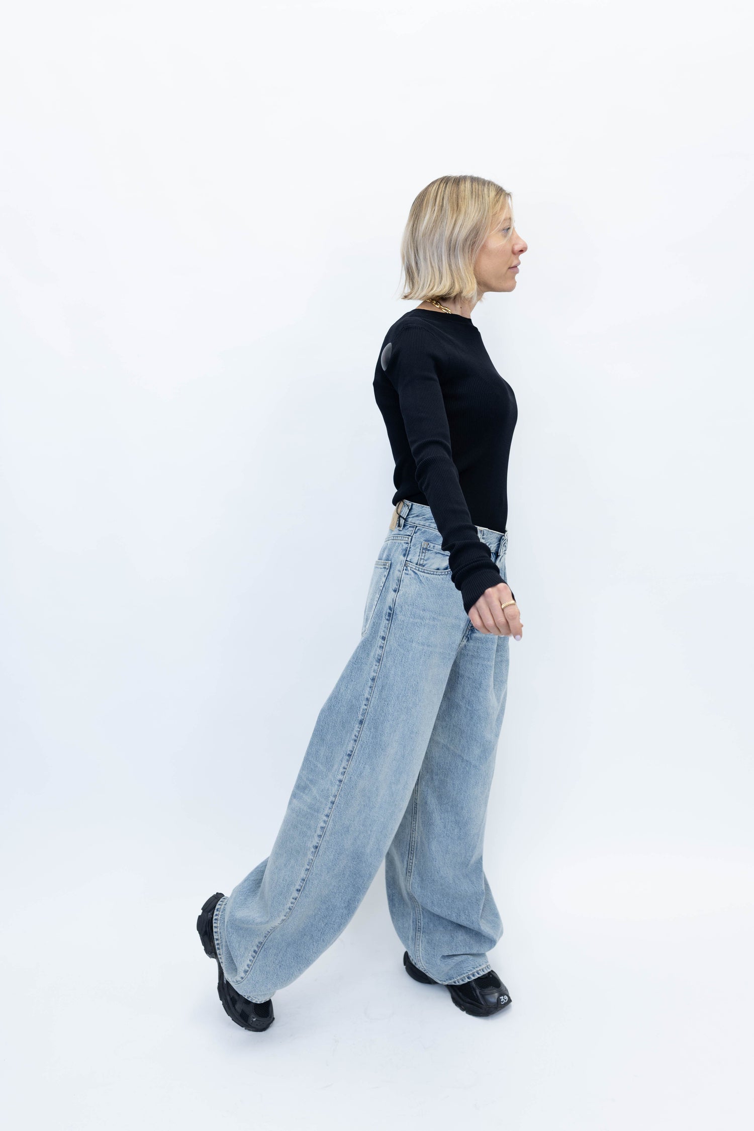 CANDY JEANS IN AUTHENTIC LAX JEANS HAIKURE 