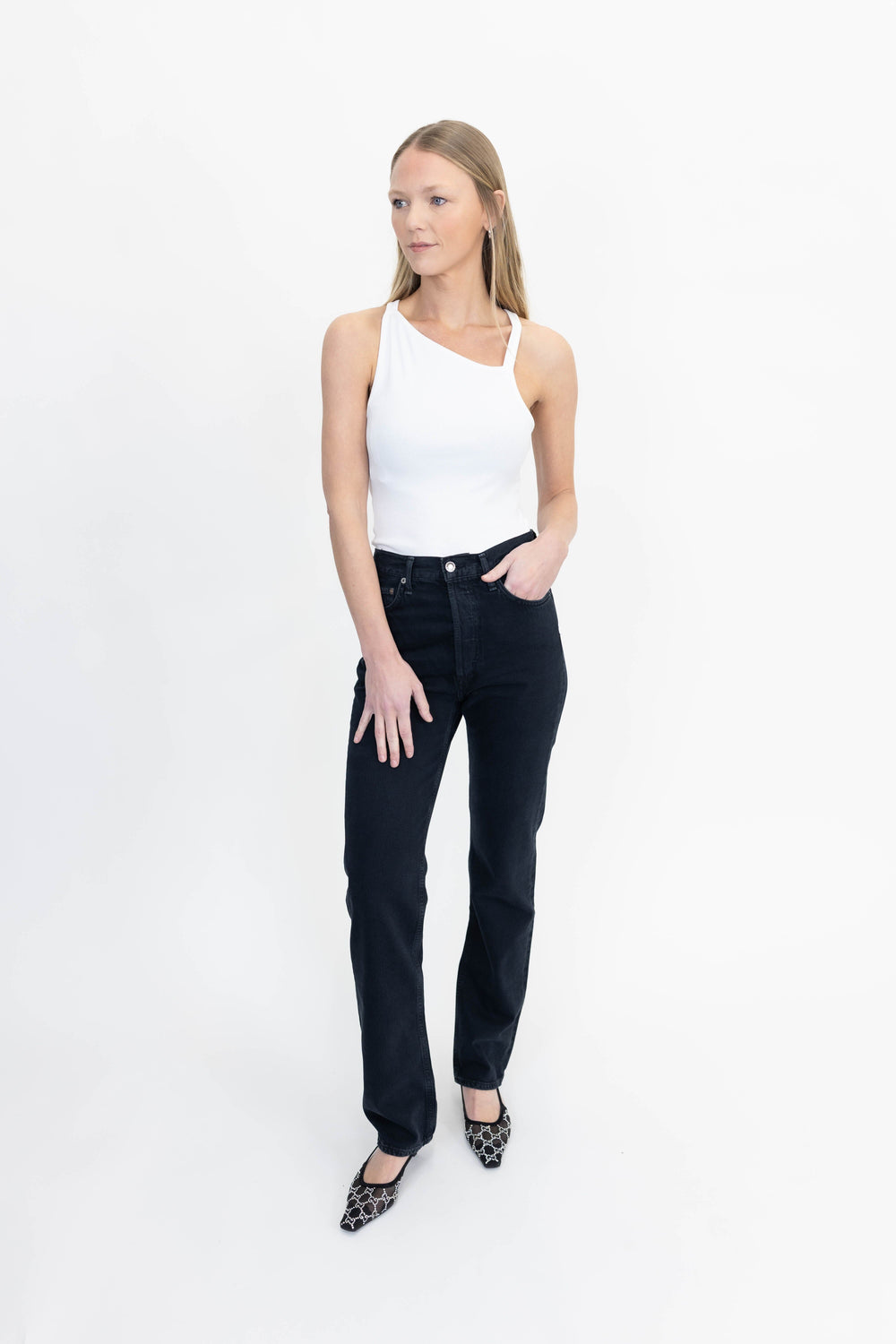 AMI TOP IN WHITE TOP WON HUNDRED 