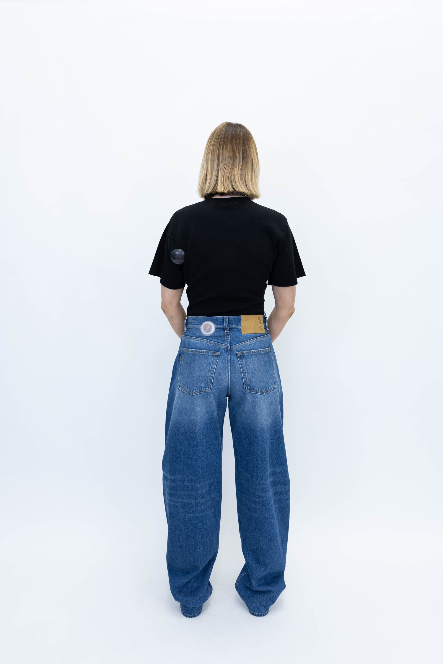 TALYA TEE BODY IN BLACK BODY HAIKURE 