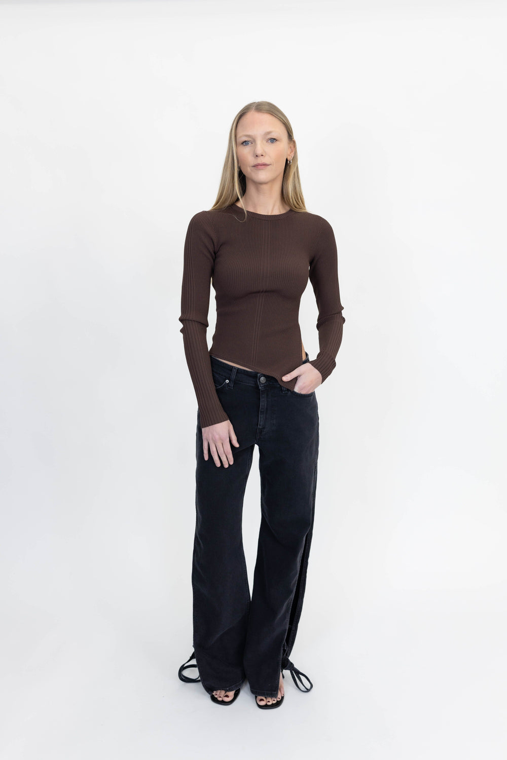 ADA KNIT SHIRT IN BROWN SHIRT WON HUNDRED 