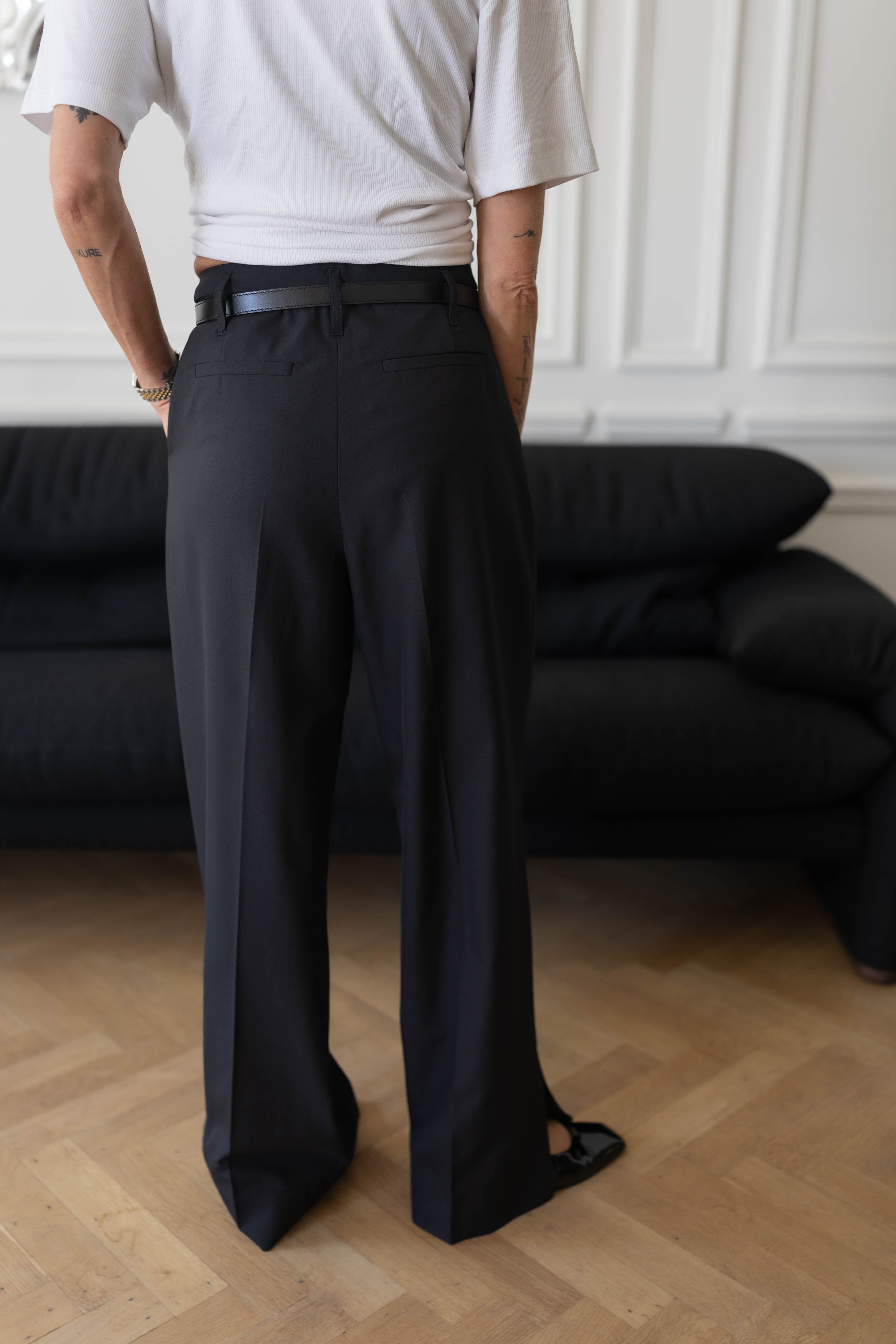 NUNO PANTS IN BLACK PANTS HERSKIND 
