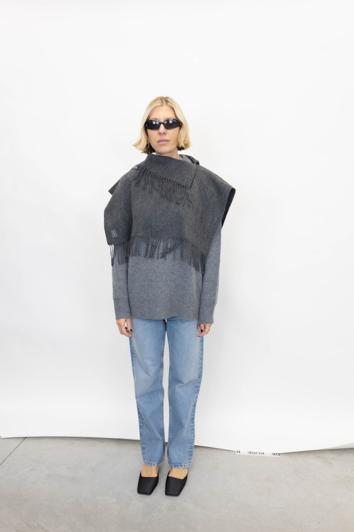 TURTLA SCARF IN GREY SCARF BY MALENE BIRGER 