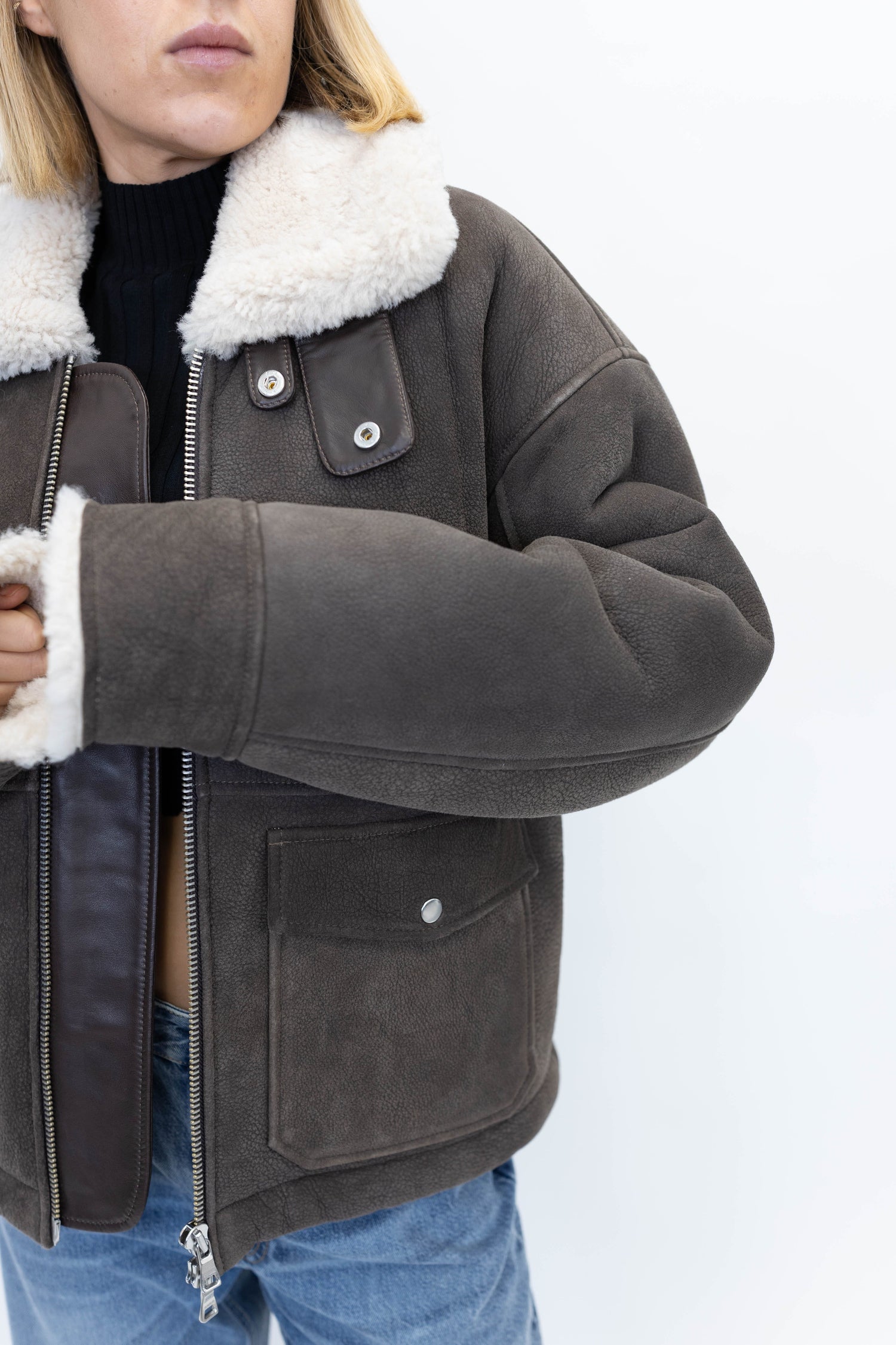 KOBE SHEARLING JACKET JACKET WON HUNDRED 