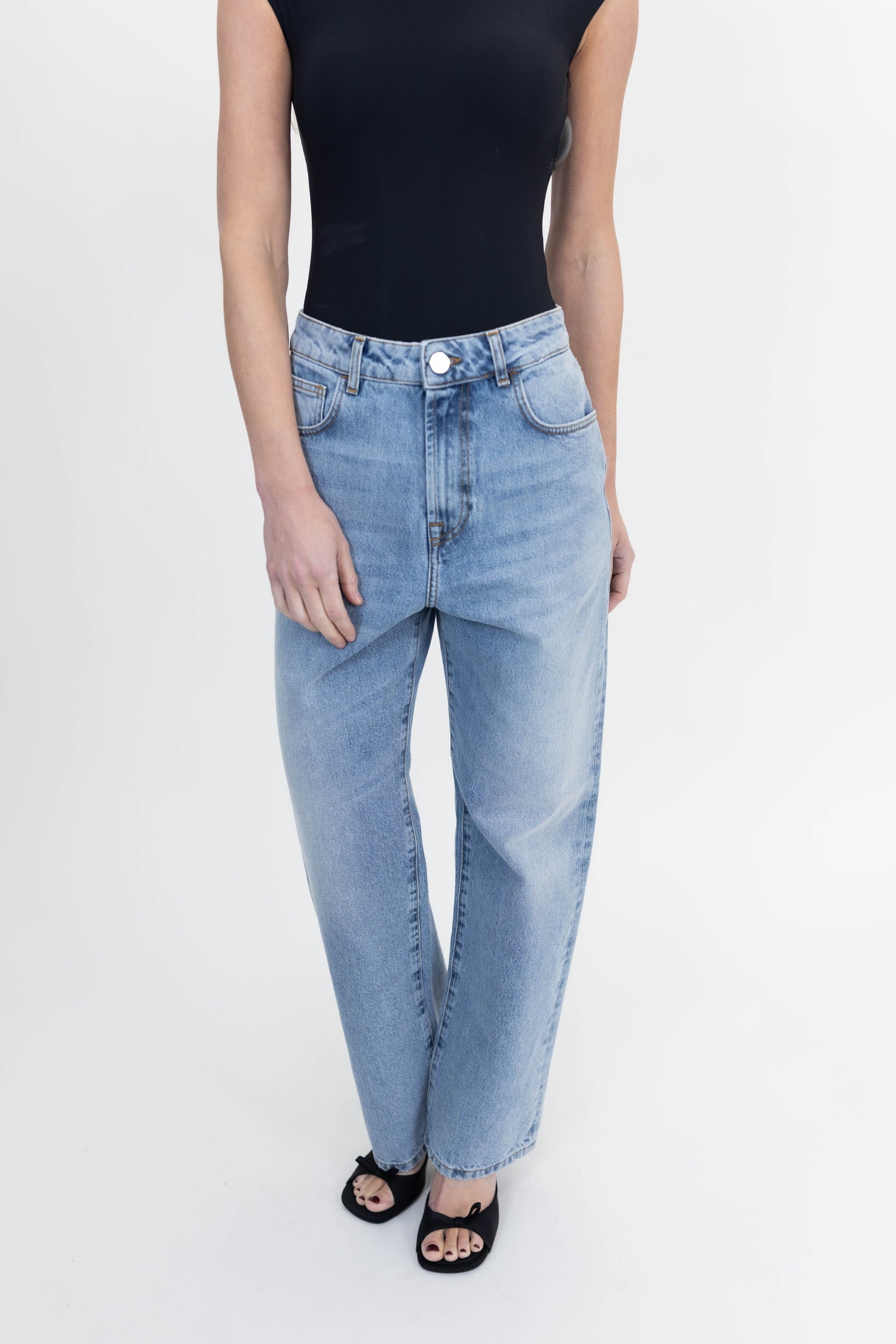BAGGY FIT DENIM IN CLASSIC BLUE JEANS ROHE 