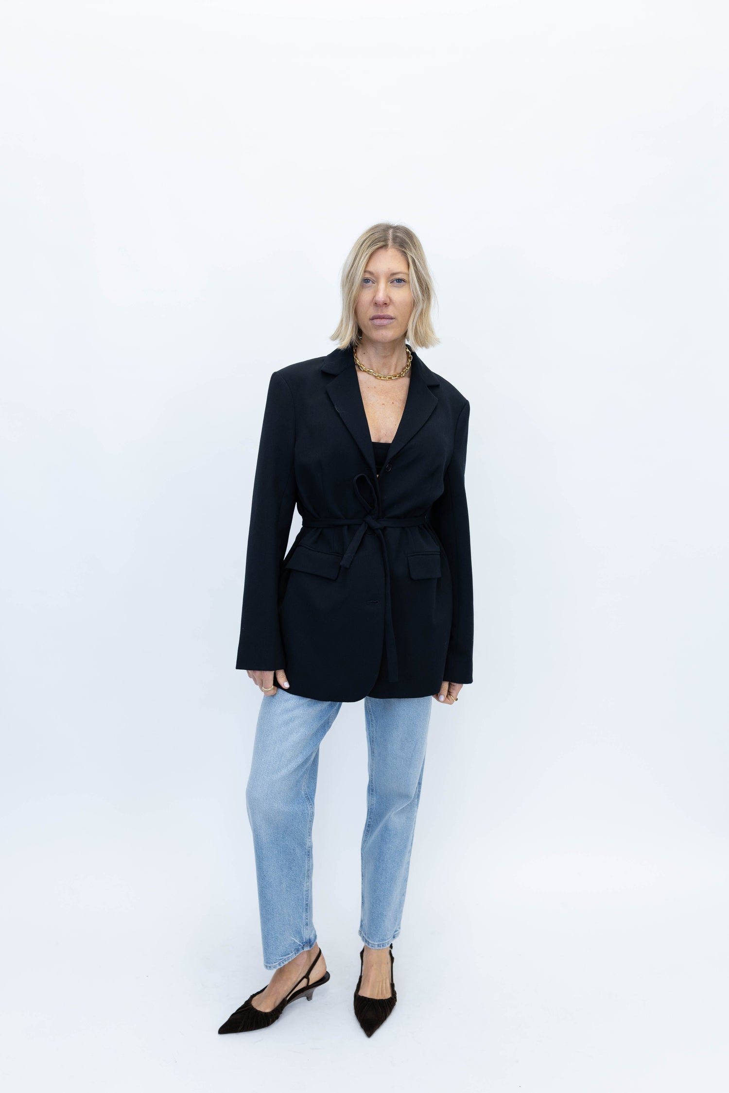 THEOULE BLAZER IN BLACK THE GARMENT 