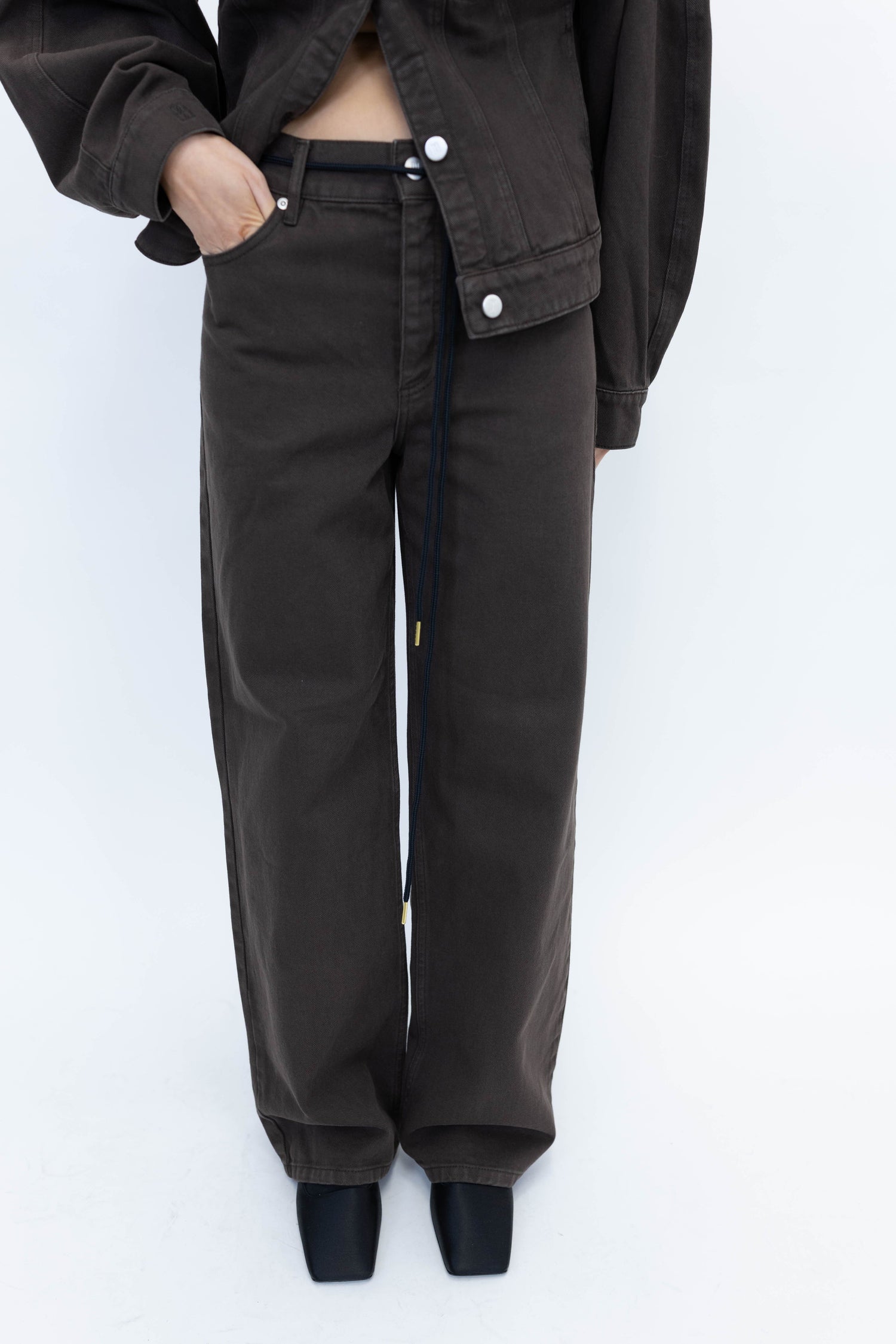 VINOLA STRAIGHT JEANS IN BROWN JEANS BY MALENE BIRGER 