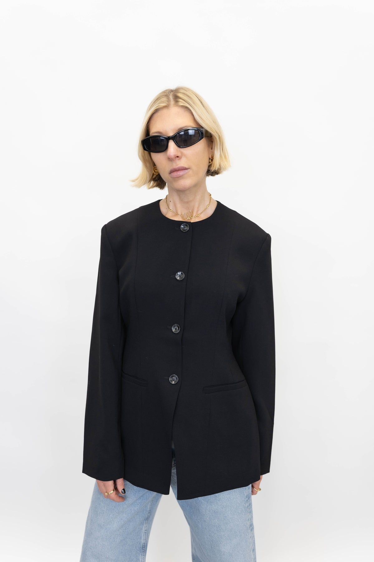 BOVA BLAZER IN BLACK BLAZER STYLEIN 