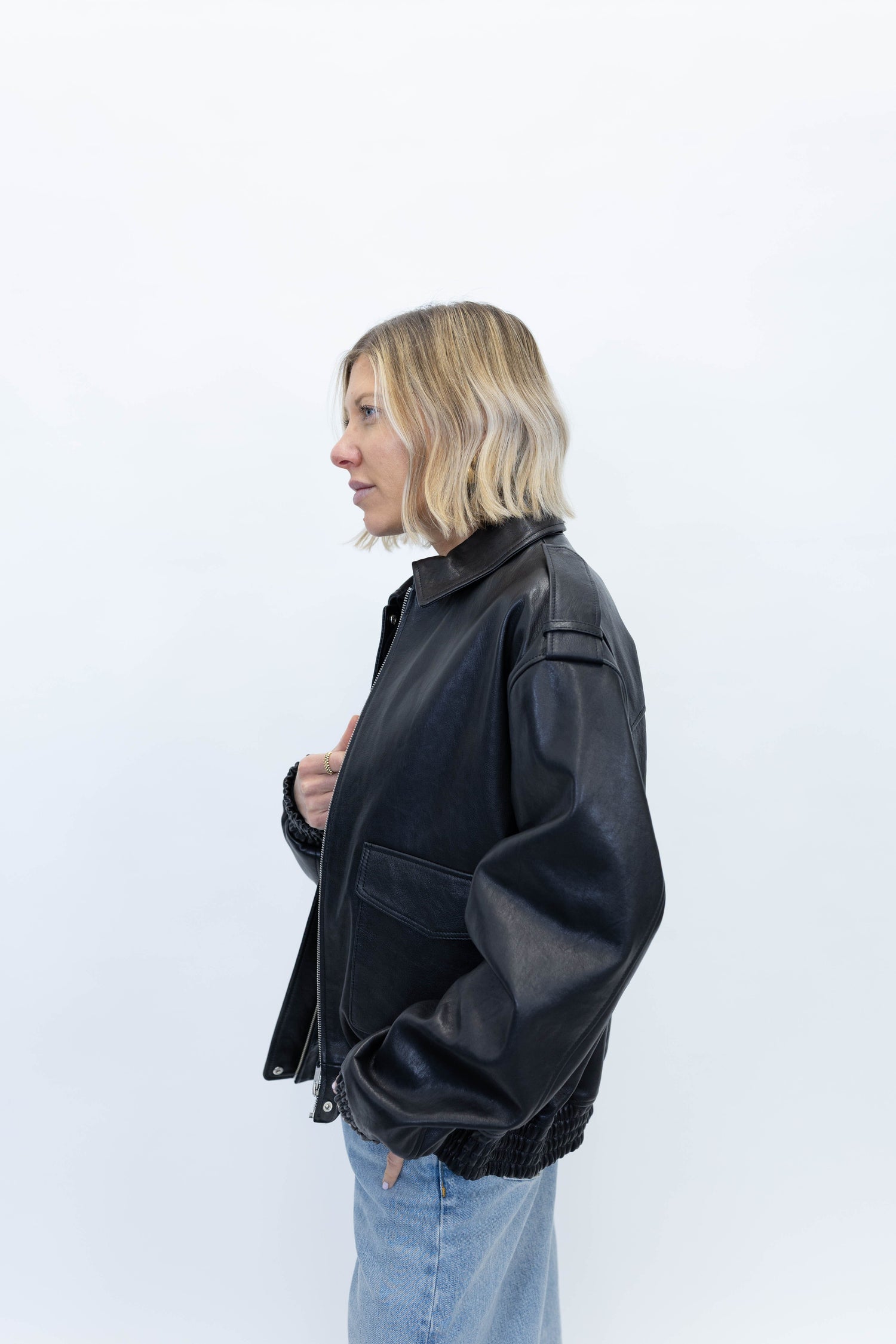 ASTRA VEGETAL BOMBER BLACK BOMBER ARMA 