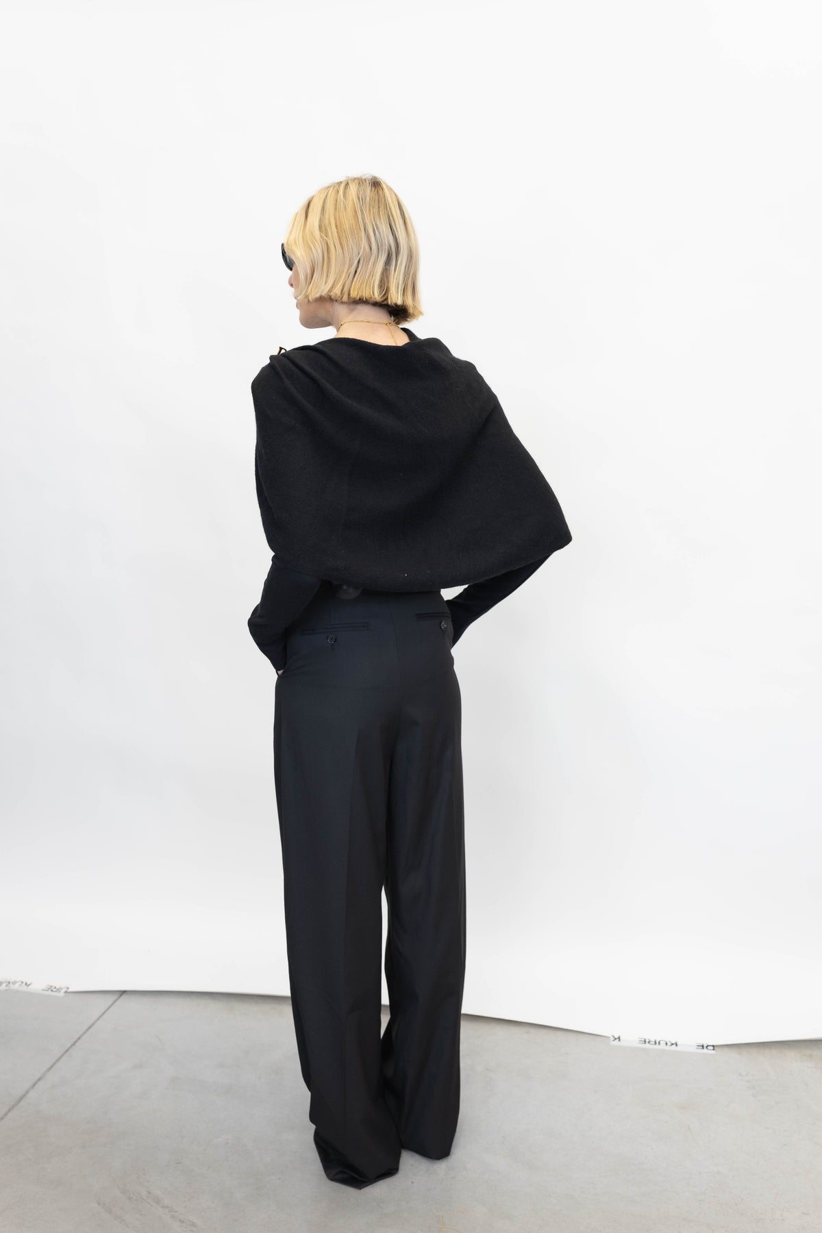 PINNE CAPE IN BLACK CAPE BY MALENE BIRGER 