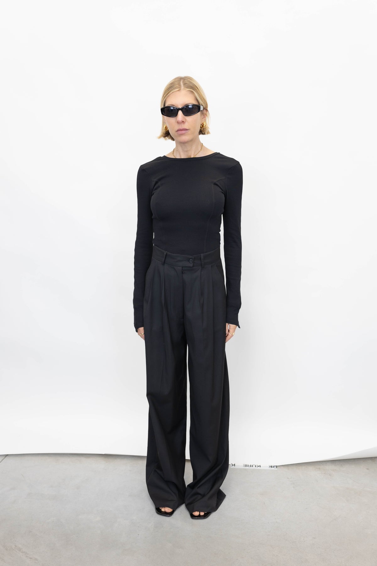 IRINE LS TOP IN BLACK TOP WON HUNDRED 