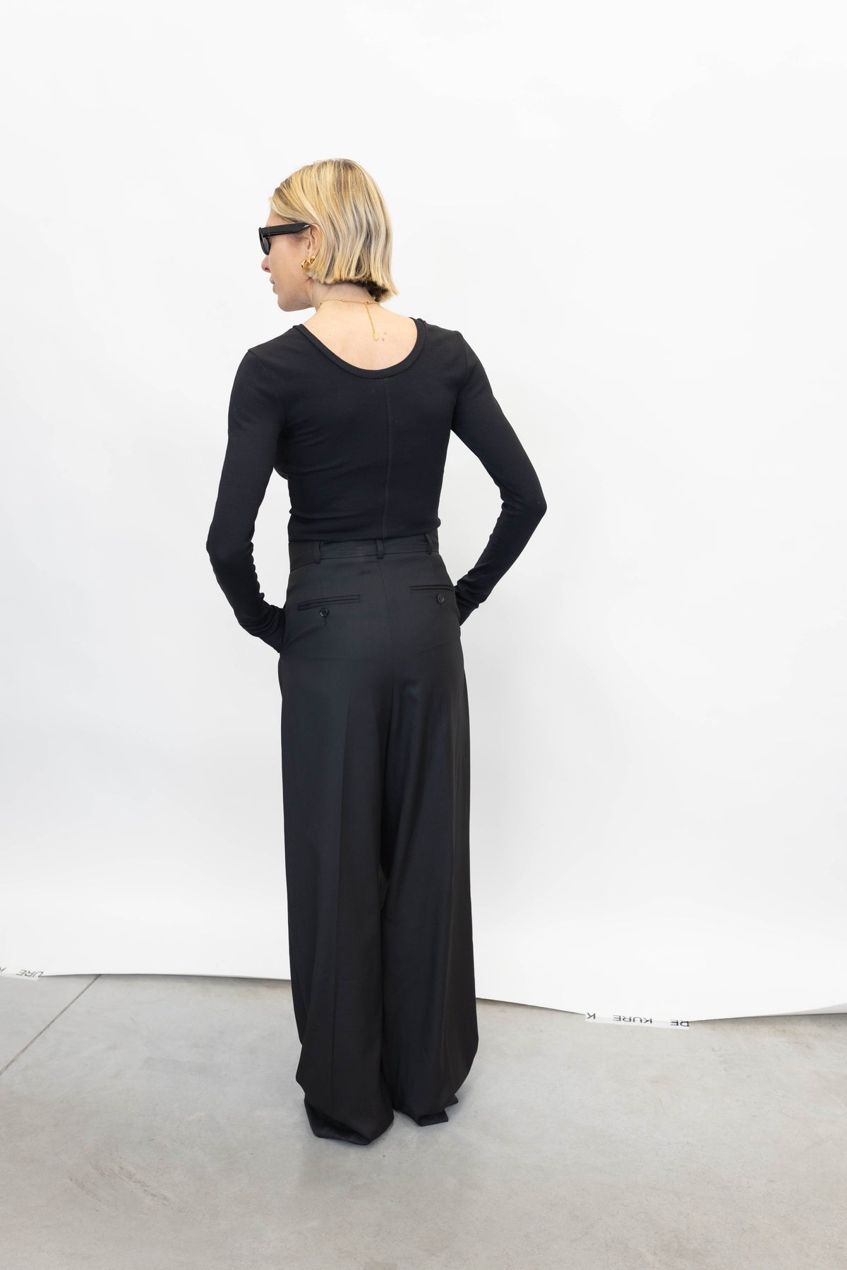 IRINE LS TOP IN BLACK TOP WON HUNDRED 