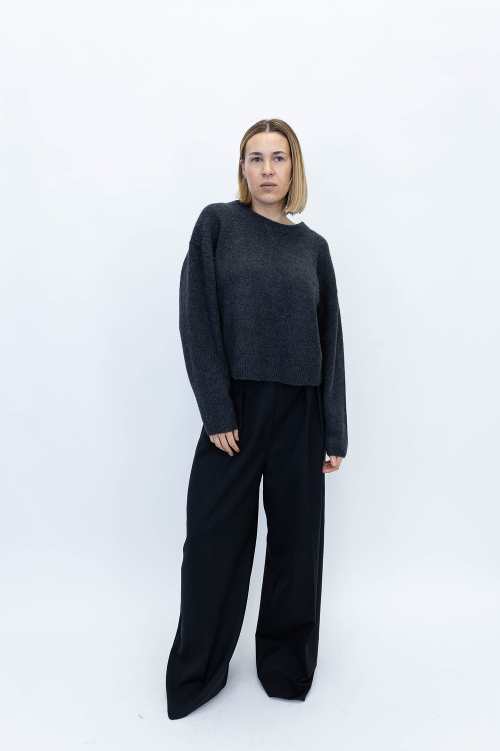 WONDER PURE CASHMERE BLOUSE IN DARK GREY KNIT HERSKIND 