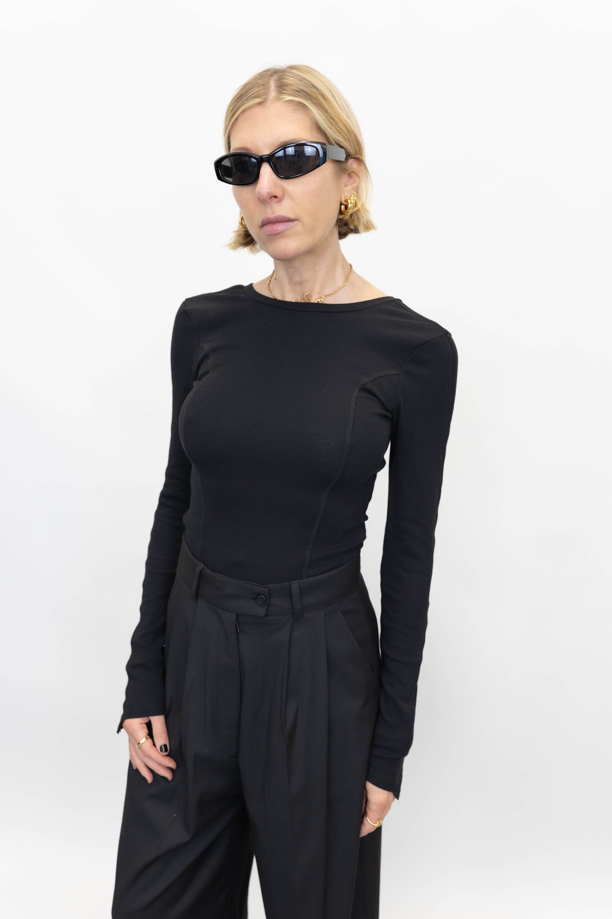 IRINE LS TOP IN BLACK TOP WON HUNDRED 