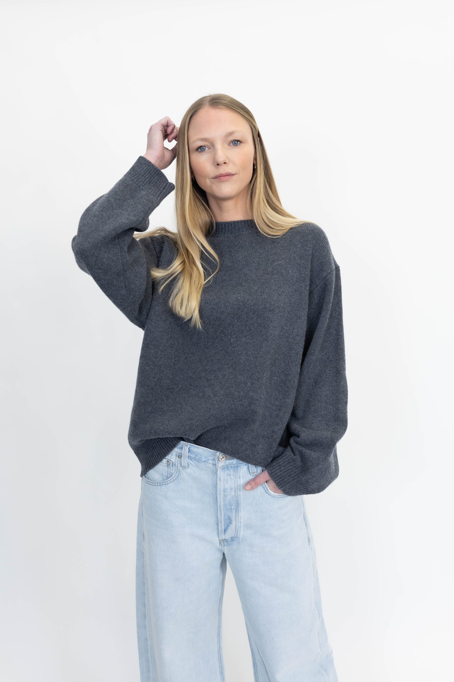 RENEA WOOL SWEATER IN GREY SWEATER NANUSHKA 