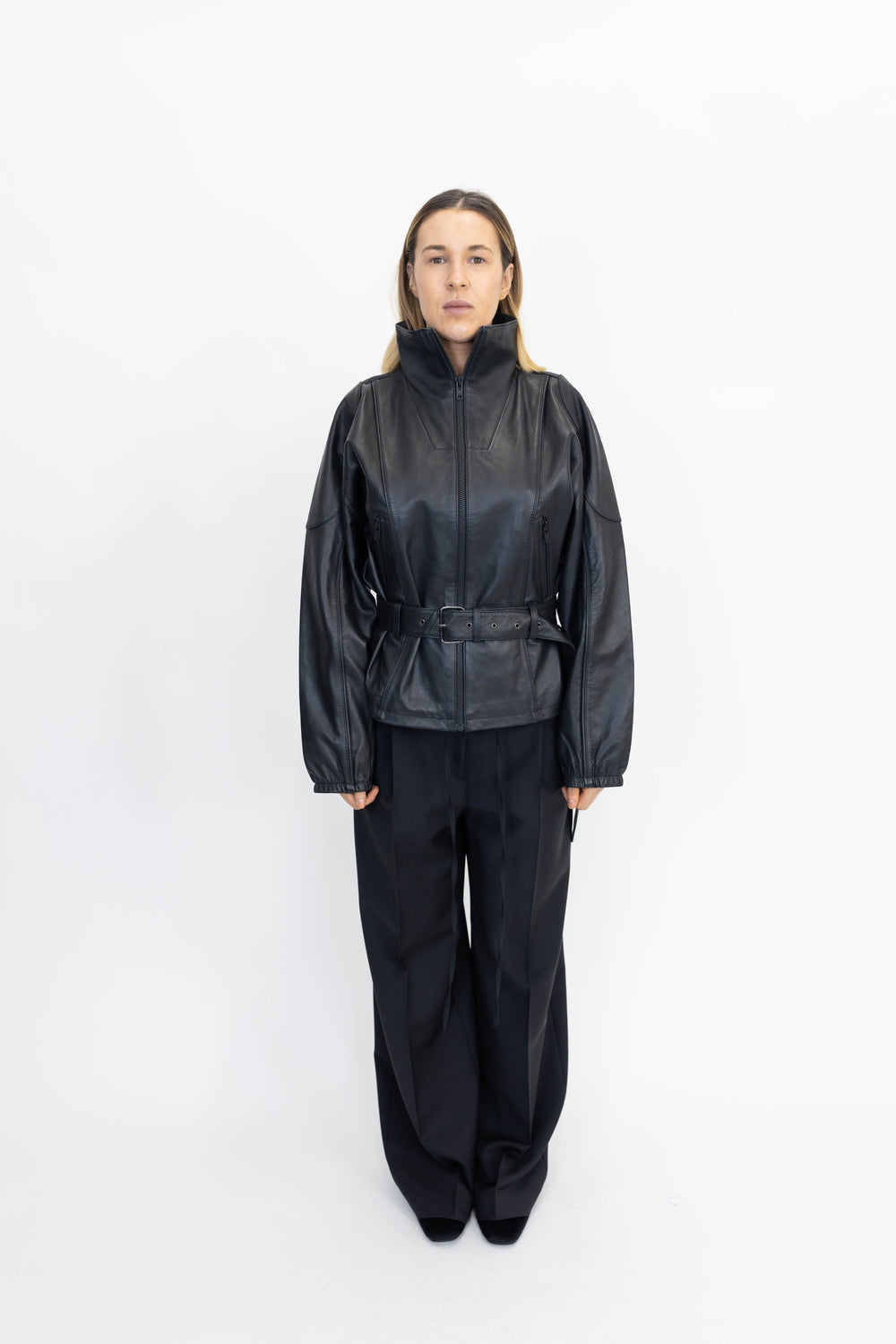 JAZZY LEATHER JACKET IN BLACK JACKET OVAL SQUARE 