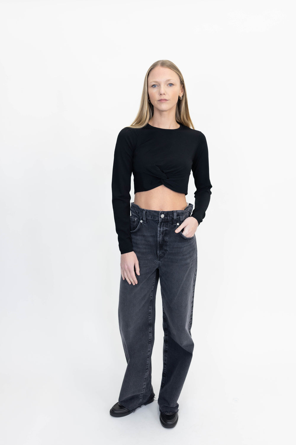 MADISON KNOT TOP IN BLACK TOP THE GARMENT 