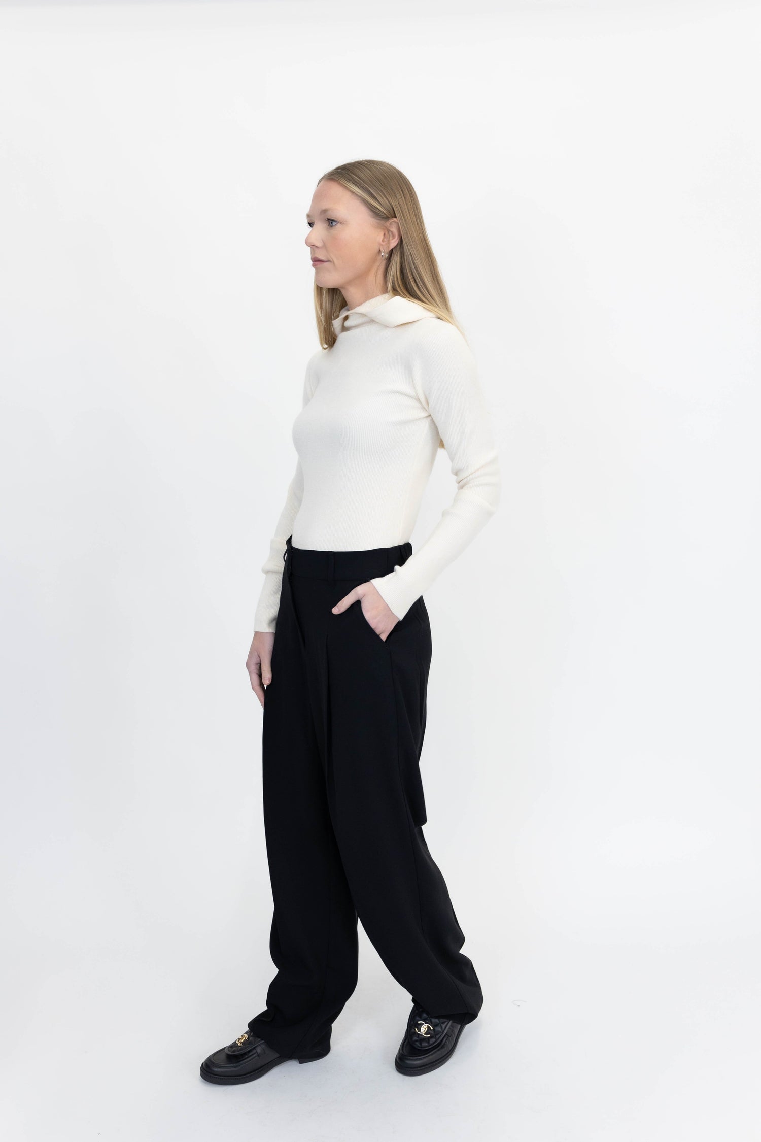 BOVILLE TROUSERS IN BLACK PANTS STYLEIN 