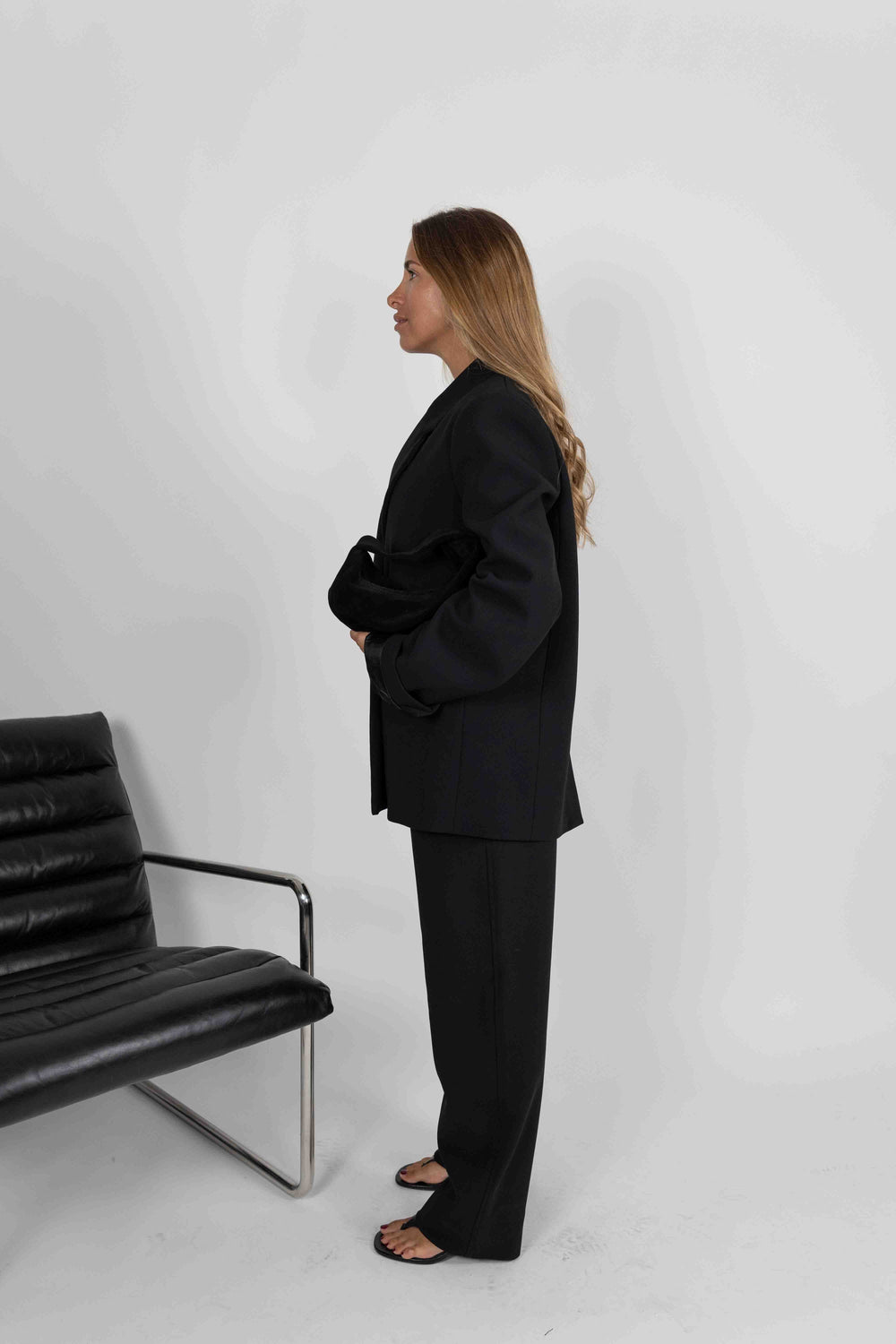 BJOR BLAZER IN BLACK BLAZER KURE 