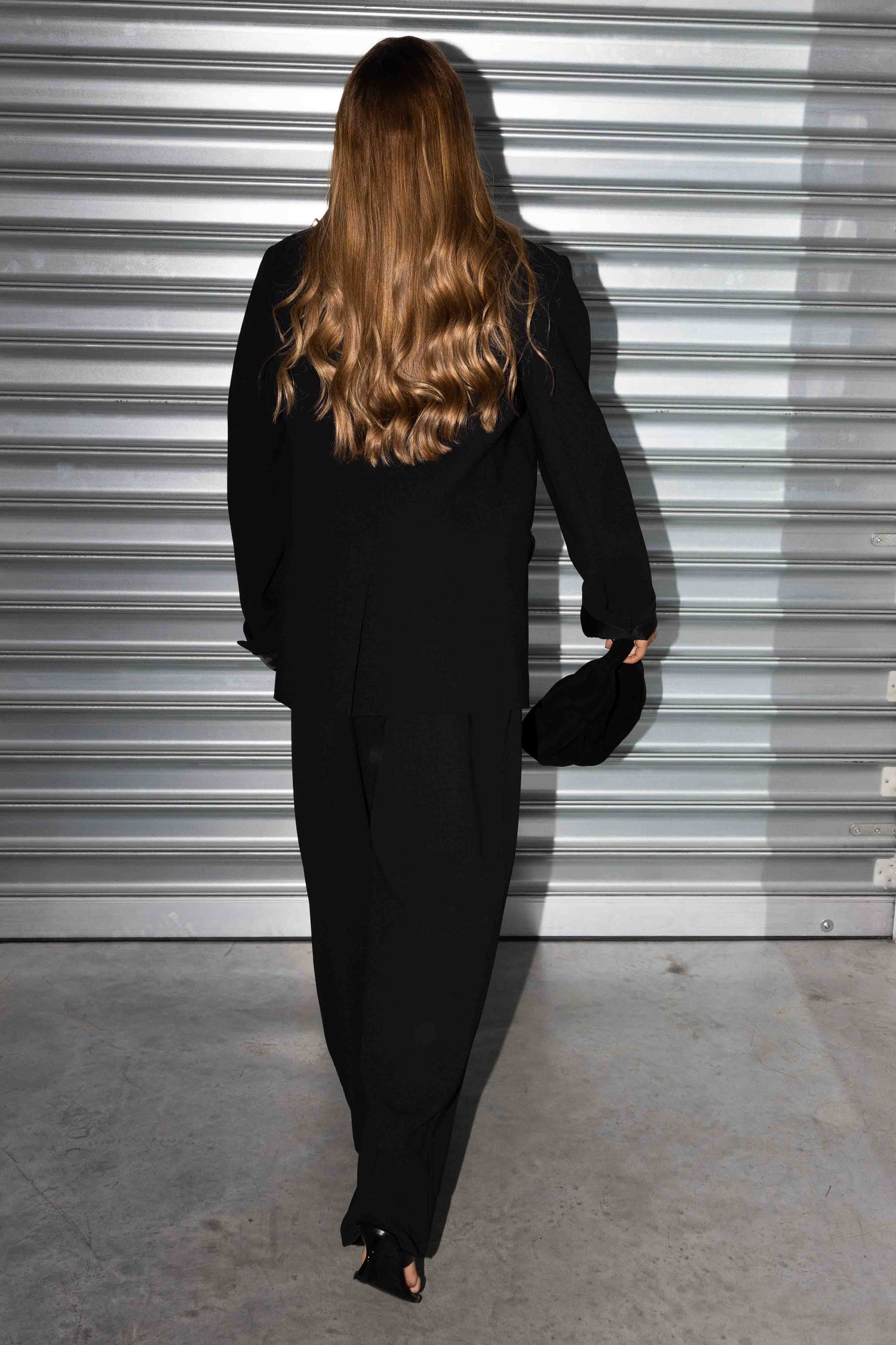 BJOR BLAZER IN BLACK BLAZER KURE 