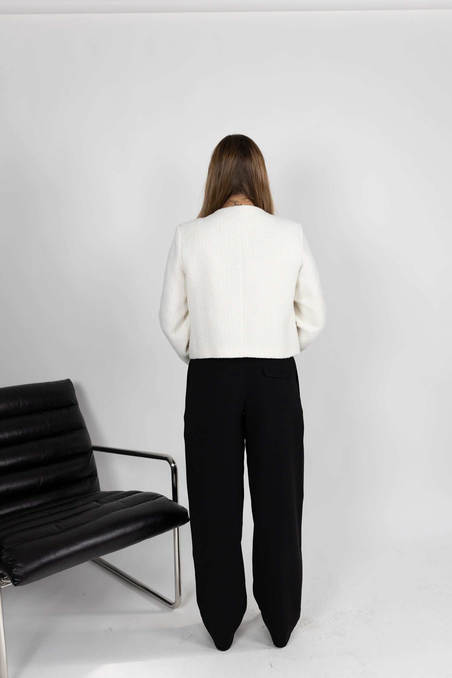 JUDE JACKET IN IVORY JACKET . 