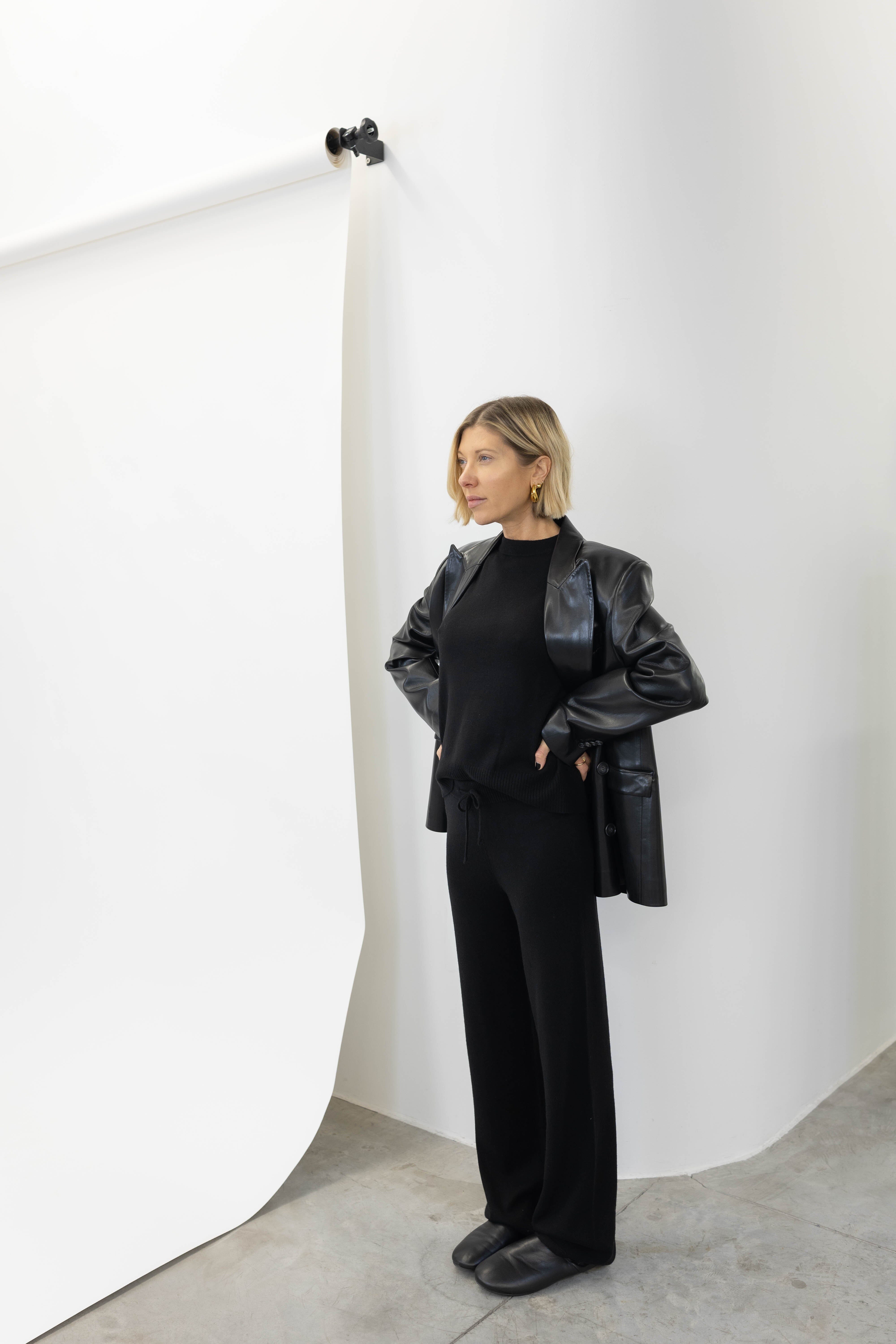 CASHMERE SET IN BLACK KNIT SOFT GOAT 