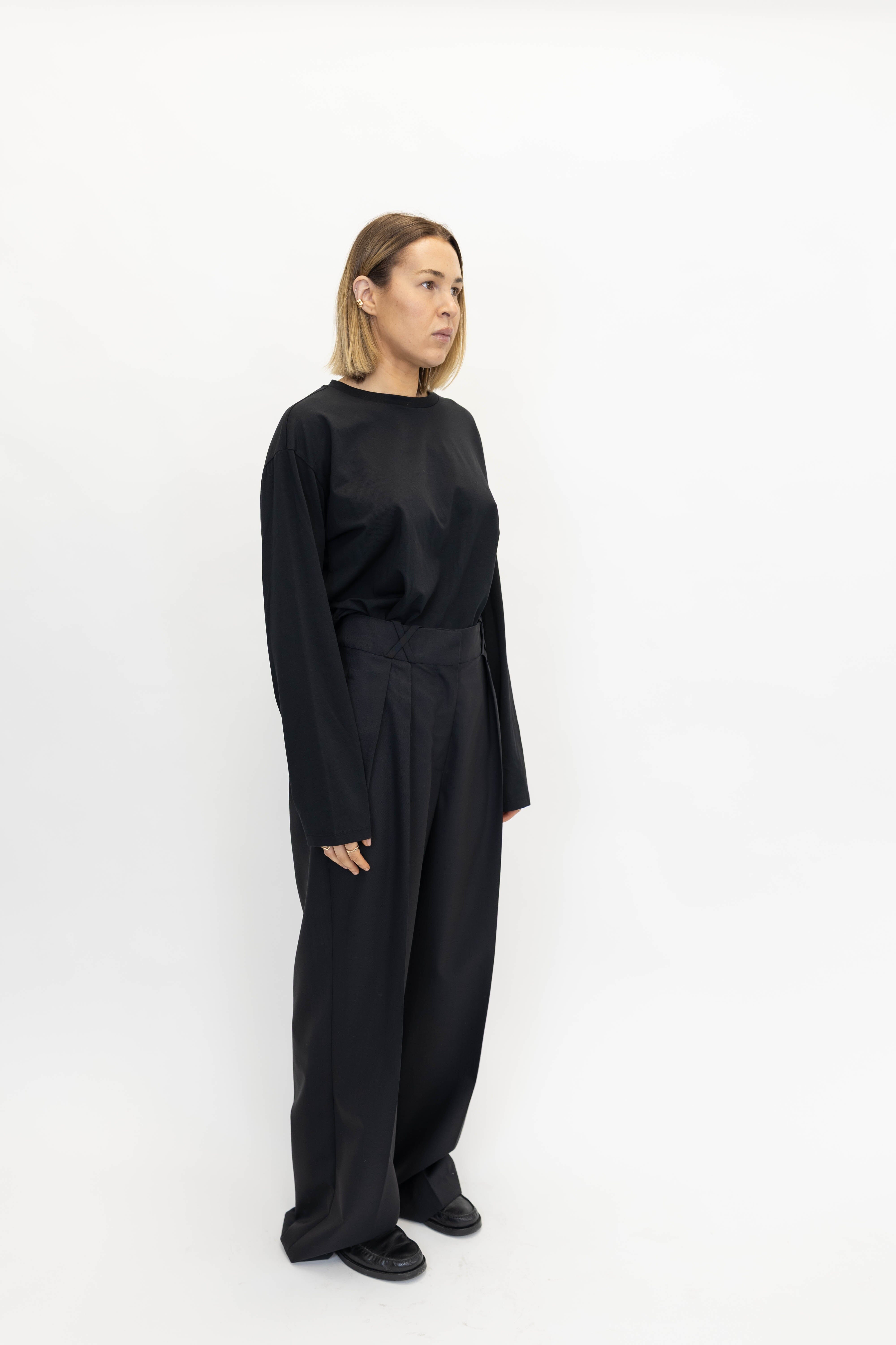 TIMA LS TEE IN BLACK T-SHIRT GESTUZ 