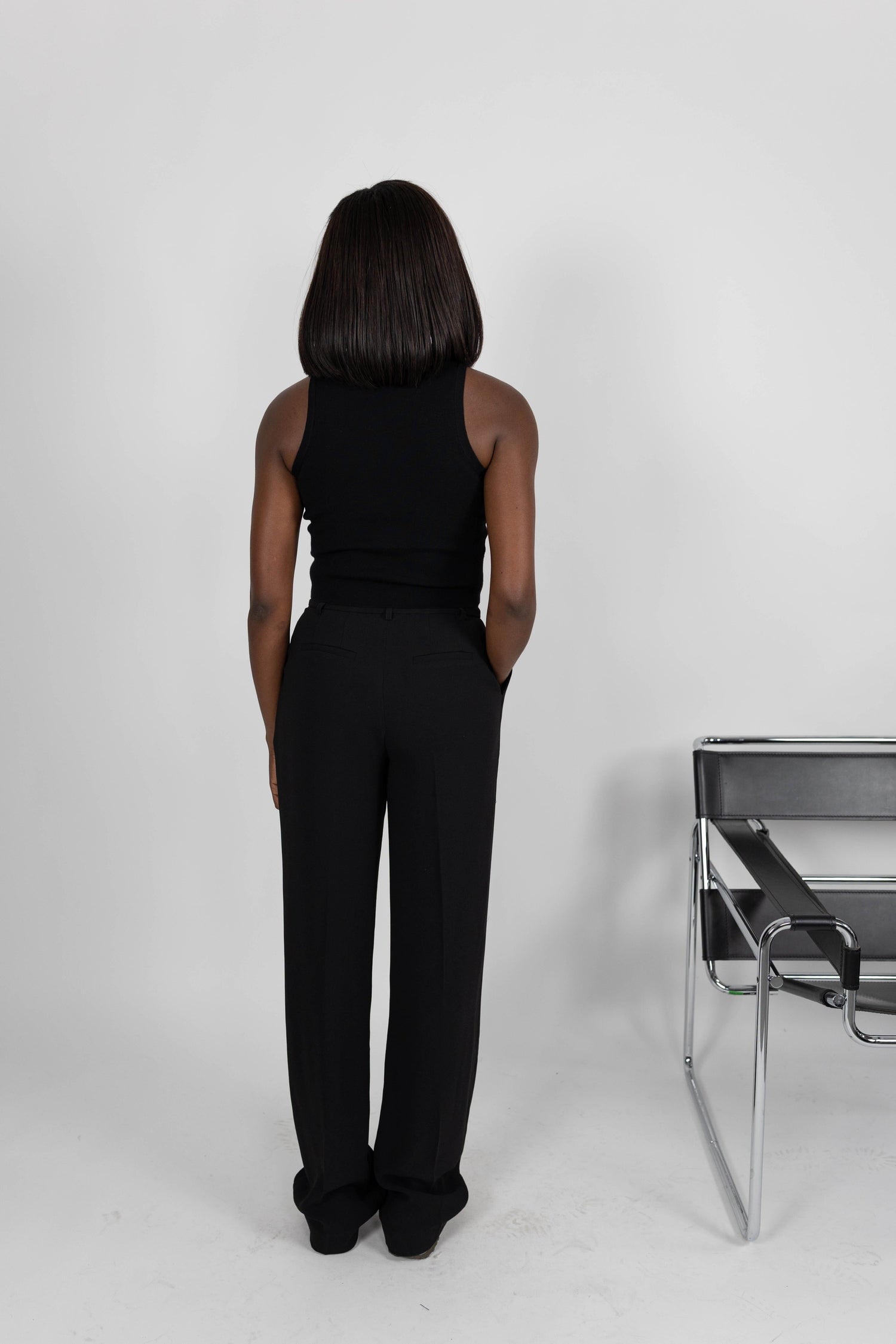 TARY SLEEVELESS TURTLENECK CROP TOP TOP KURE 
