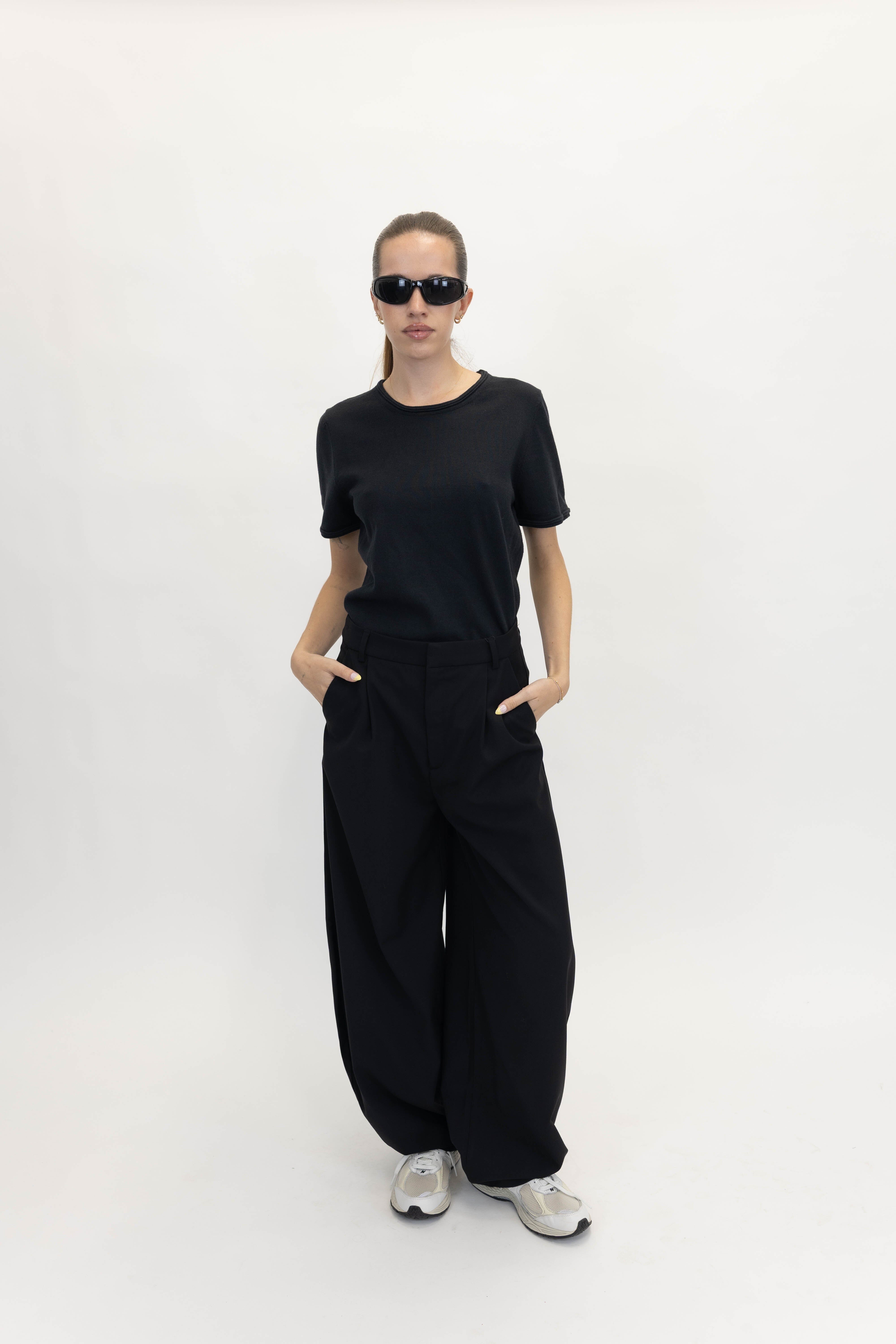 T-SHIRT IN BLACK KNIT T-SHIRT RHEA 