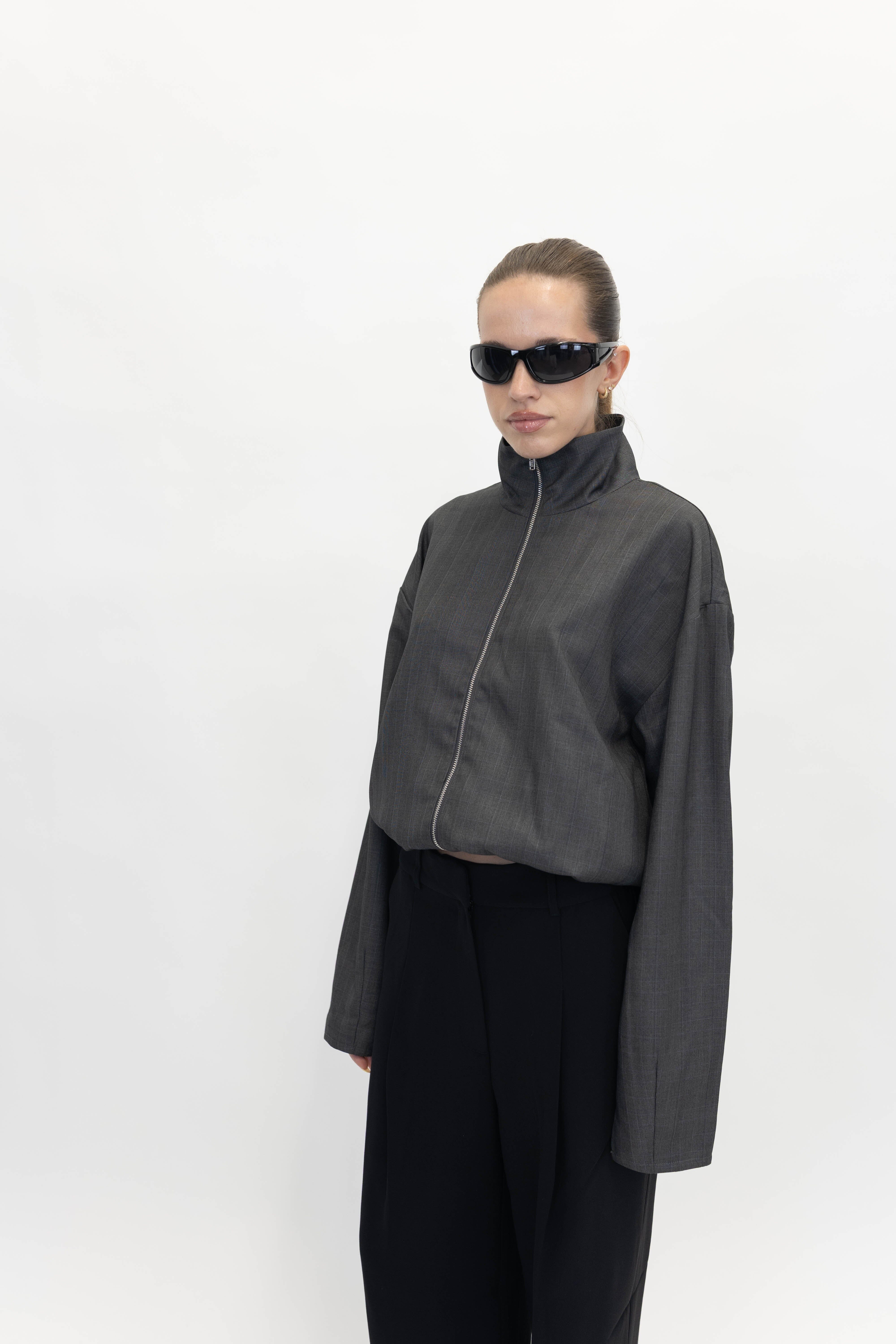 TAMMY JACKET IN GREY CHECKS JACKET OVAL SQUARE 