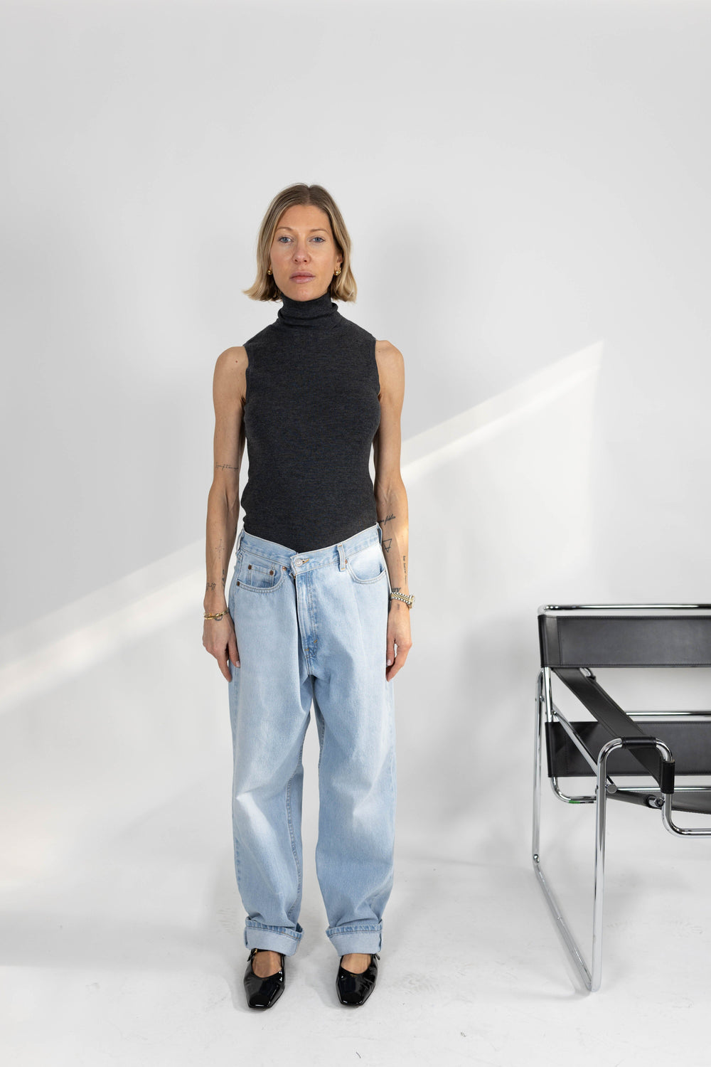 KAYLA SLEEVELESS KNIT IN CHARCOAL TOP KURE 