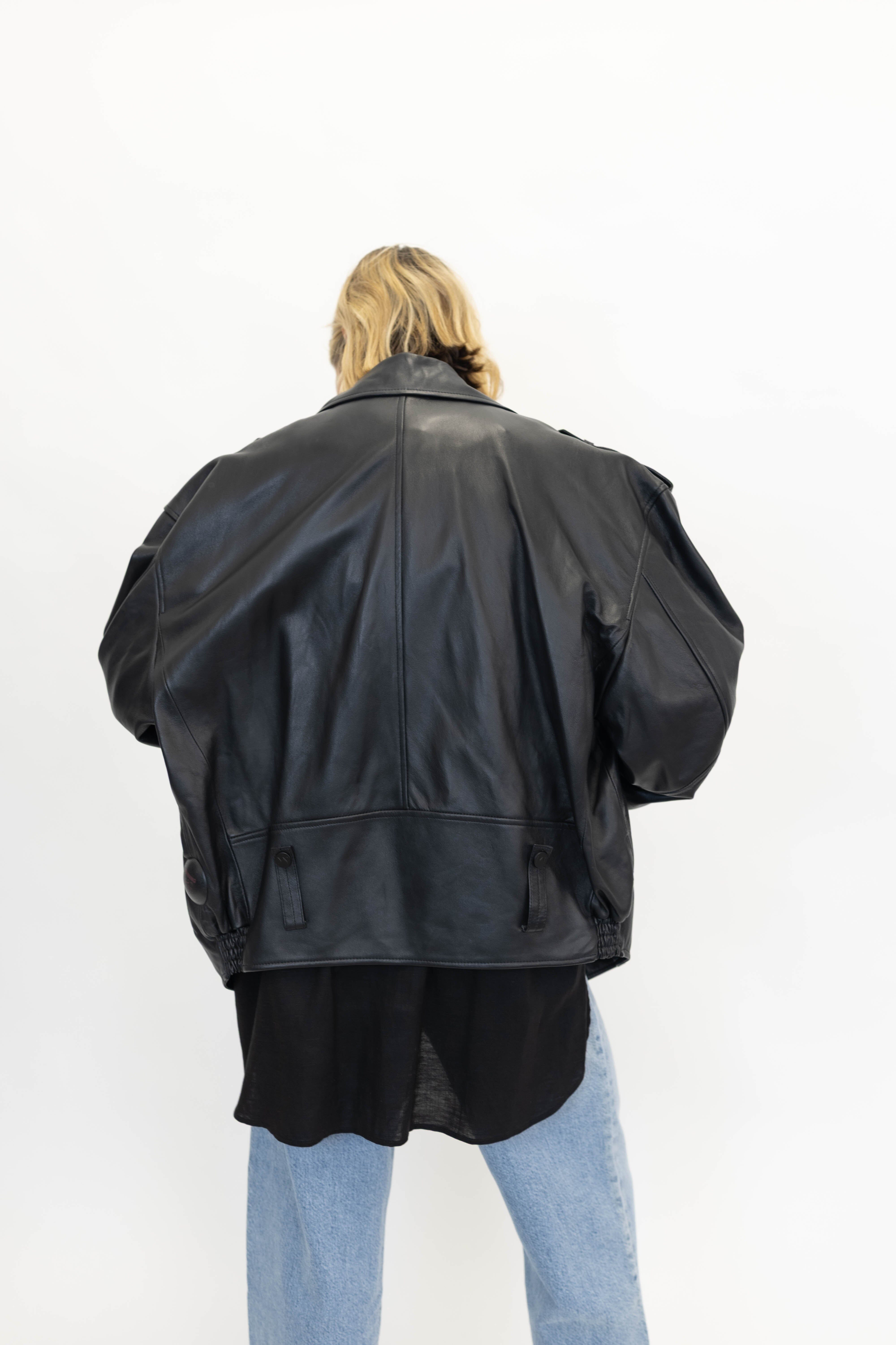 BEZONS LEATHER JACKET IN BLACK JACKET THE MANNEI 