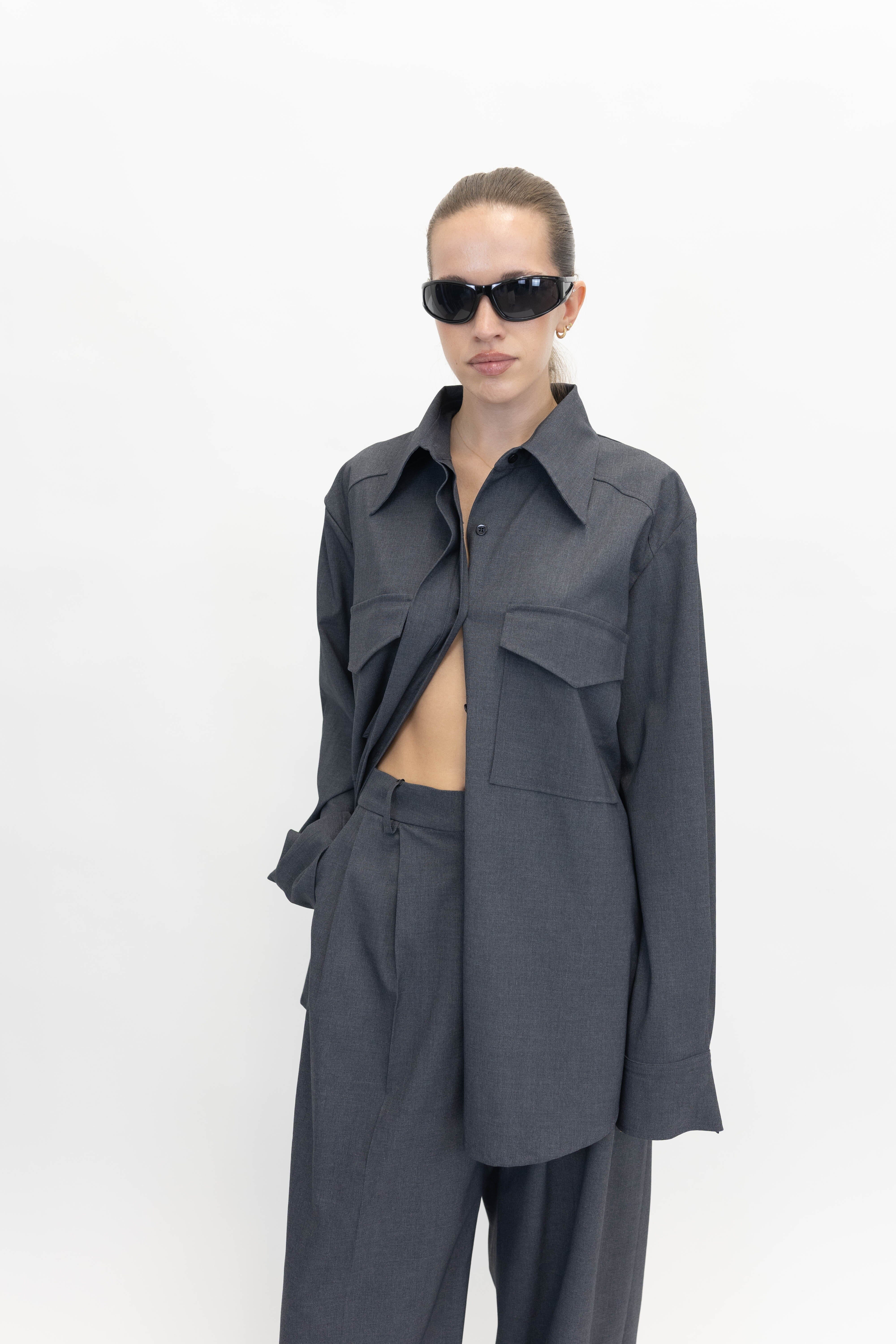 STUDIO CUT THE SHIRT IN GREY SHIRT STUDIO CUT 