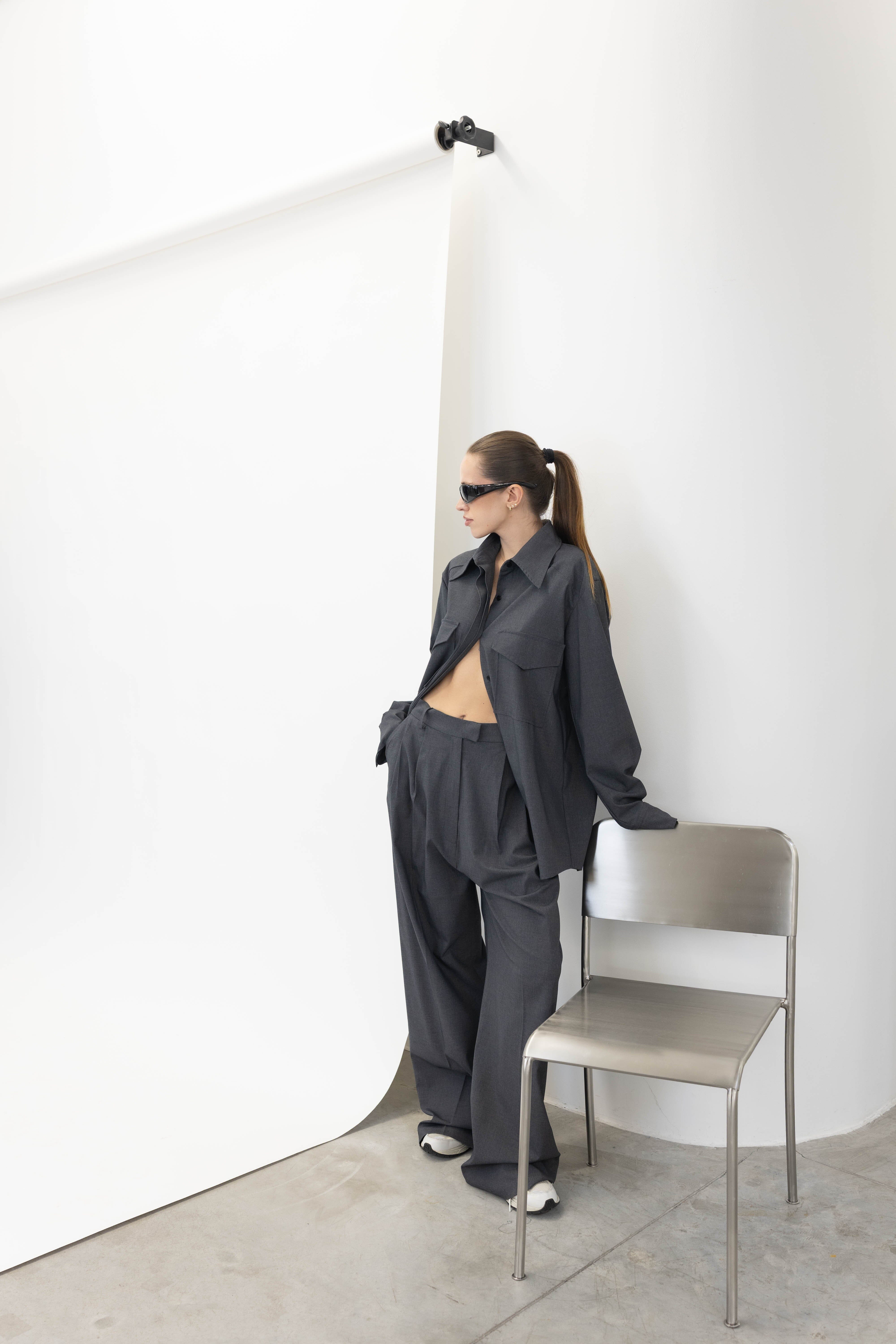 STUDIO CUT THE SHIRT IN GREY SHIRT STUDIO CUT 