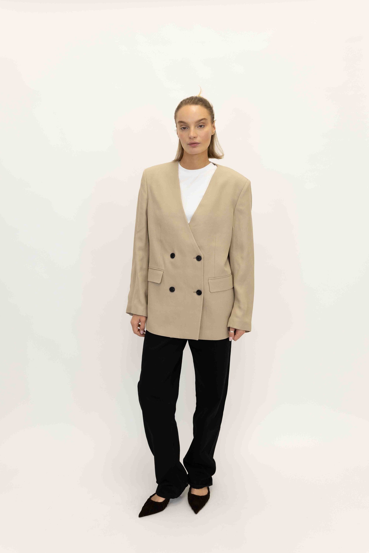 MARON BLAZER IN FAWN BLAZER ANINE BING 