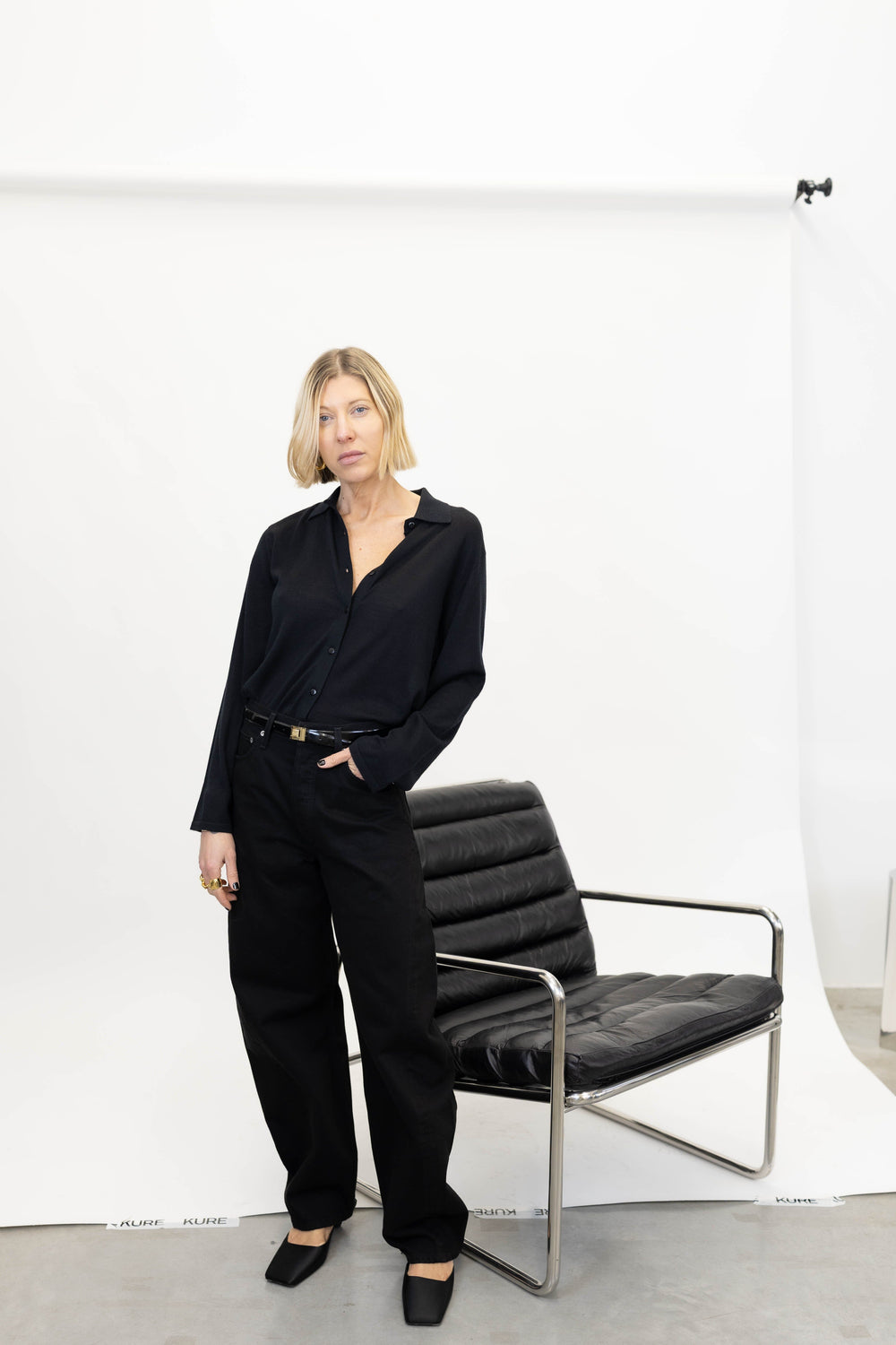 FEATHERLIGHT SHIRT IN BLACK SHIRT SOFT GOAT 