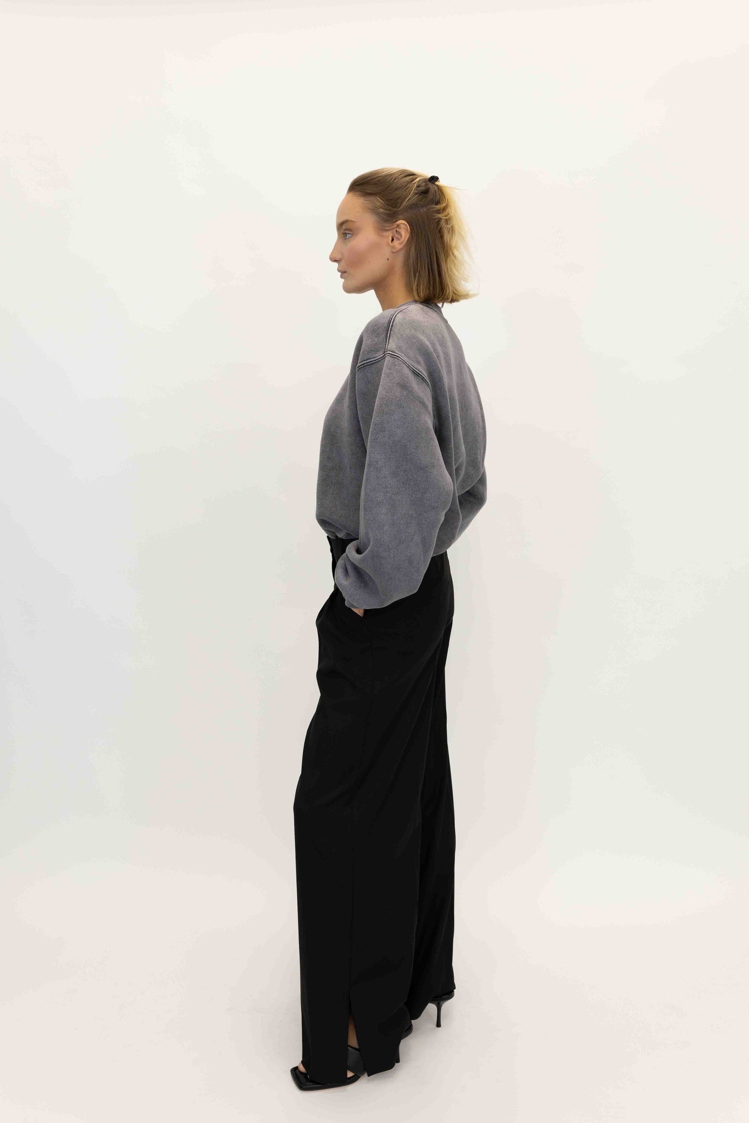 ESSENTIAL TERRY CREW SWEATSHIRT W/ PUFFPAINT LOGO IN WASHED GRANITE SWEATSHIRT ALEXANDER WANG 