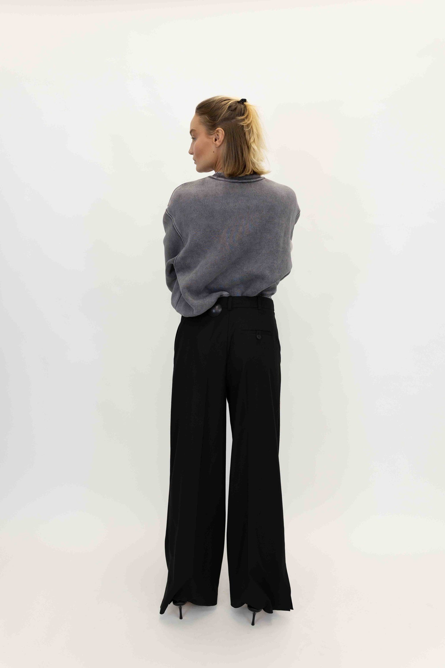 ESSENTIAL TERRY CREW SWEATSHIRT W/ PUFFPAINT LOGO IN WASHED GRANITE SWEATSHIRT ALEXANDER WANG 