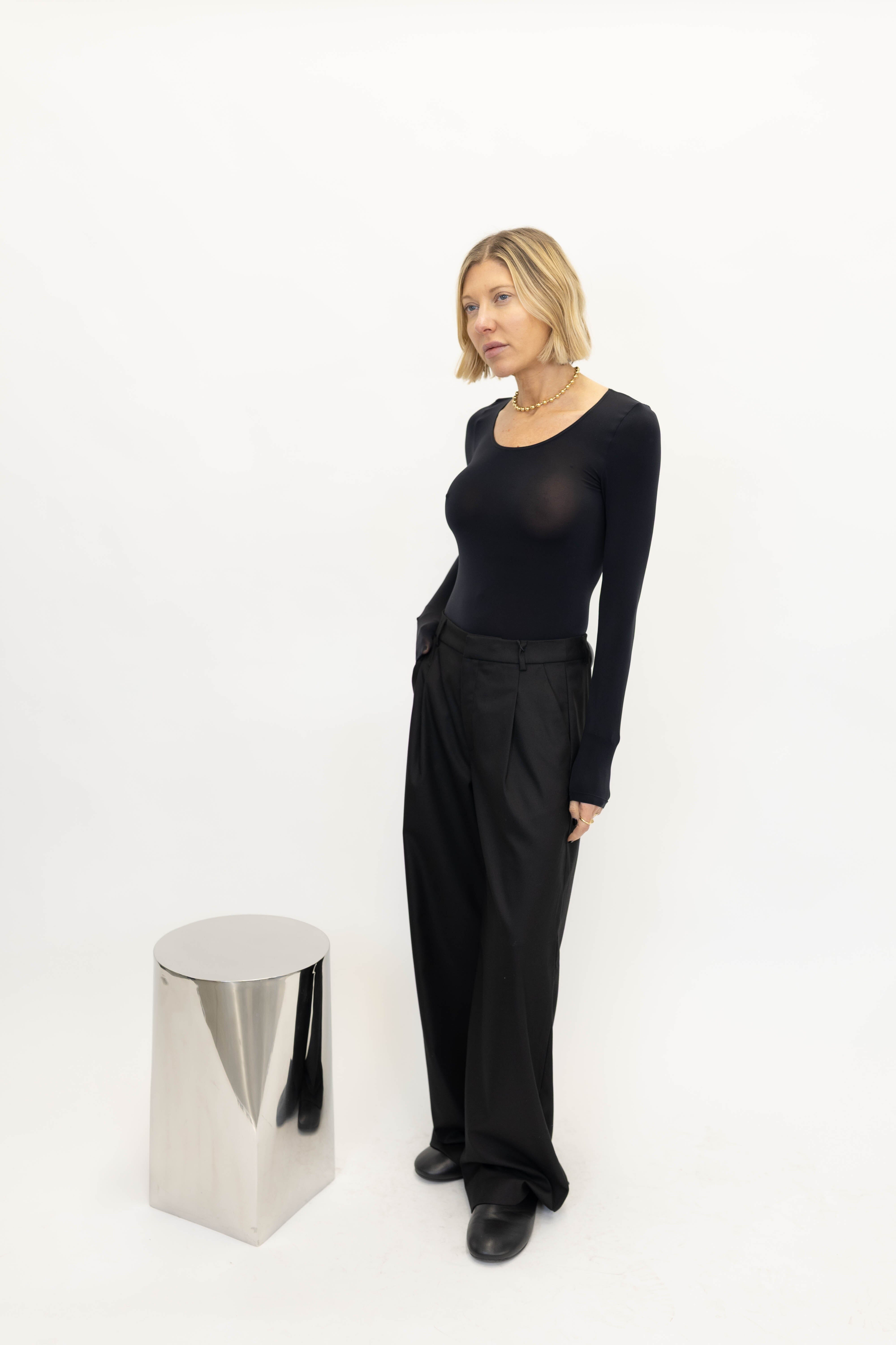 BUENOS AIRES STRING BODY BLACK BODY WOLFORD 