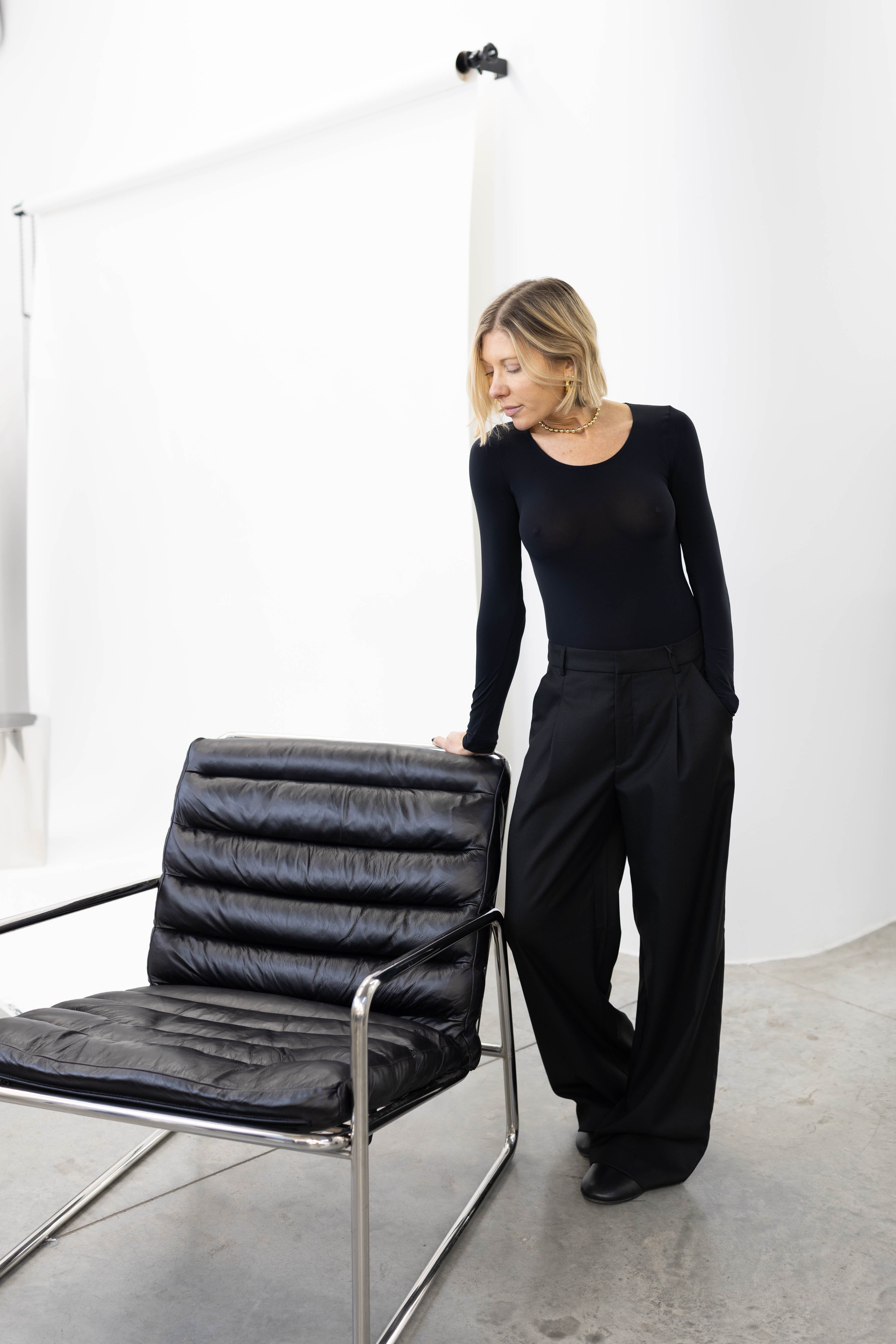 PAULA MID RISE WIDE PANTS IN BLACK PANTS GESTUZ 