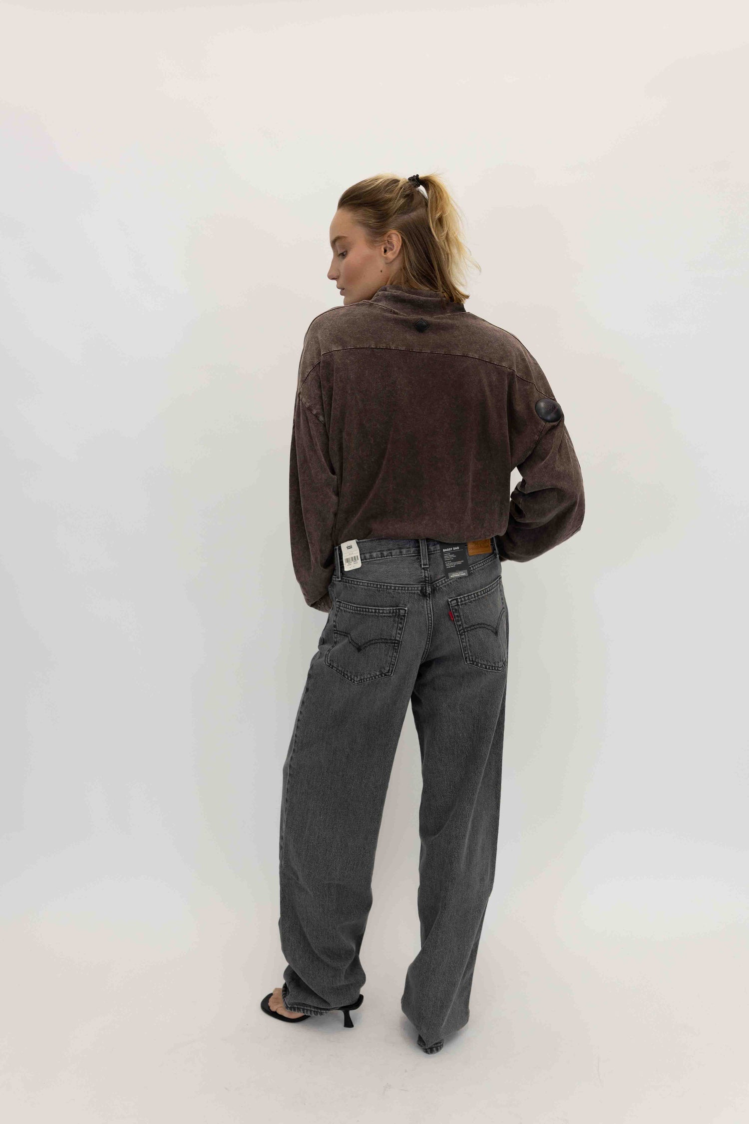 BAGGY DAD JEANS IN WHAT ONCE WAS JEANS LEVIS 